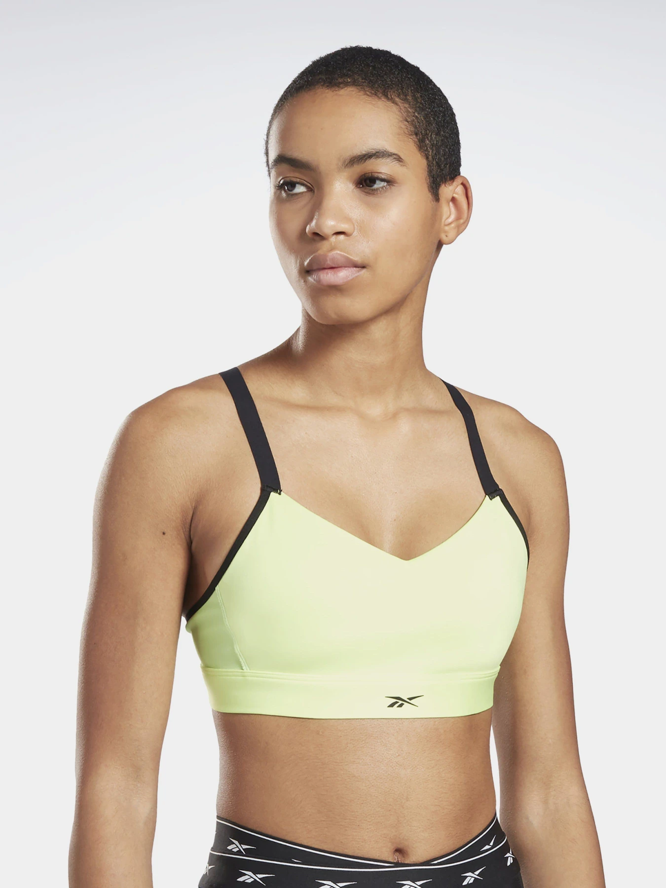 Футболки и поло Reebok LUX STRAPPY MEDIUM-IMPACT модель GI8320 Футболки и поло Reebok LUX STRAPPY MEDIUM-IMPACT модель GI8320 Фото