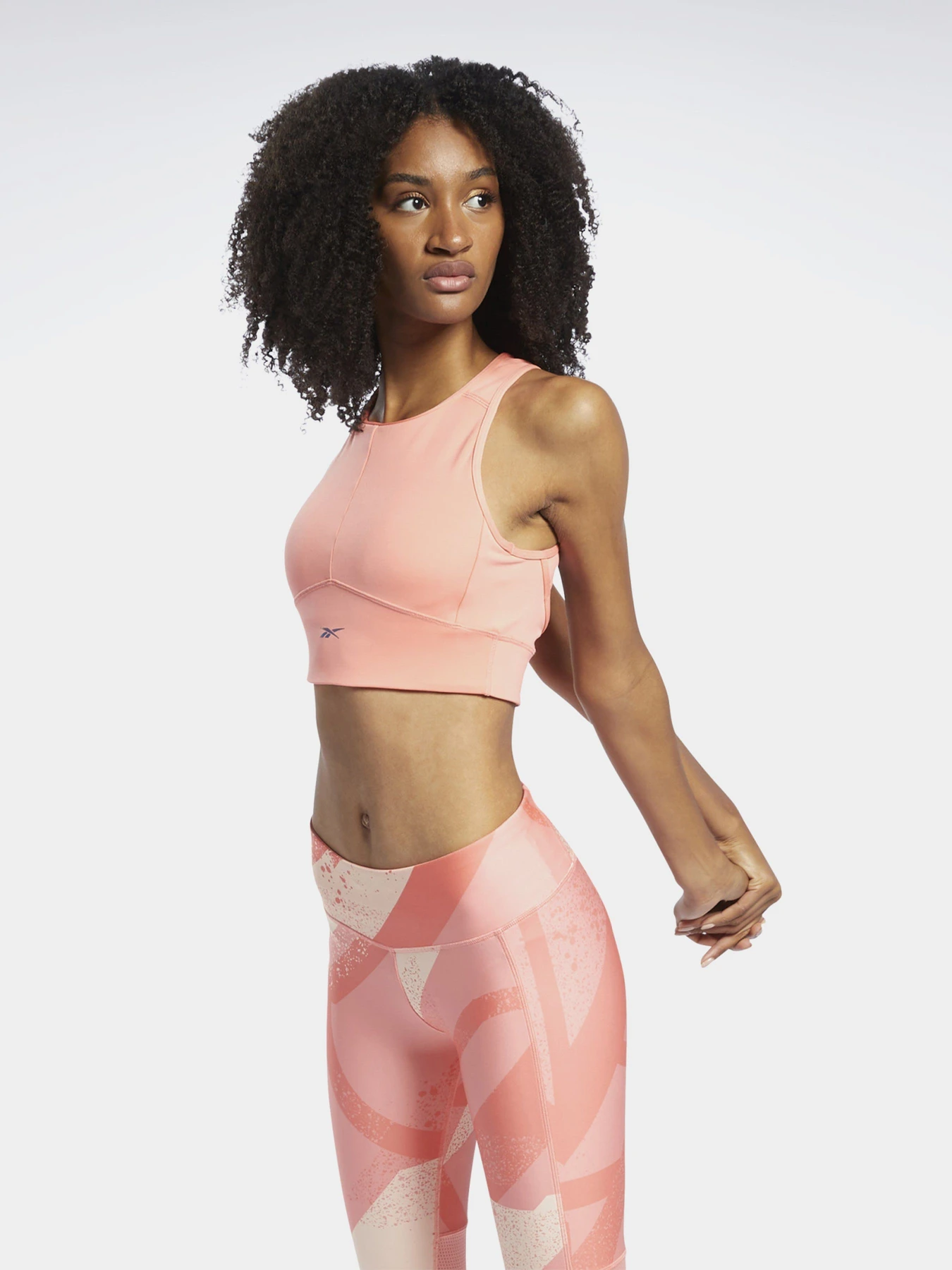 Футболки и поло Reebok RUN HIGH-IMPACT модель GJ8682 Футболки и поло Reebok RUN HIGH-IMPACT модель GJ8682 Фото