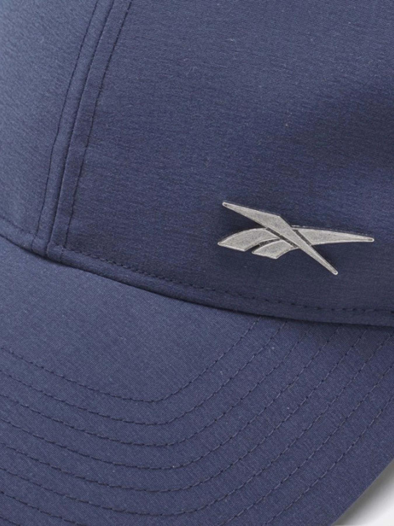 Шапки и кепки Reebok Badge модель GH0402 Шапки и кепки Reebok Badge модель GH0402 Фото
