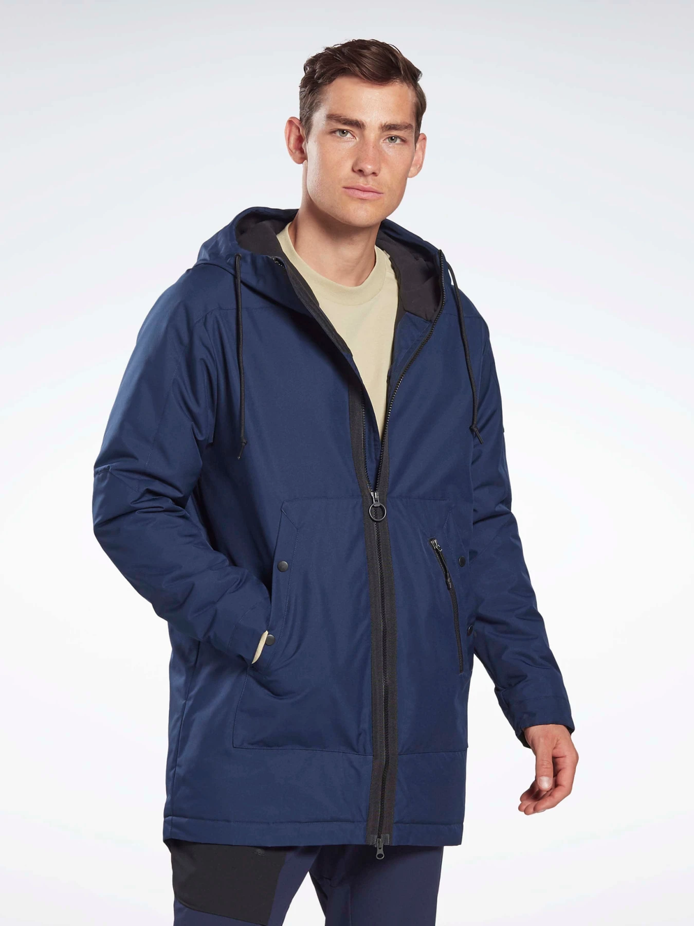 Куртки и дубленки Reebok Outerwear Urban модель FU1684 Фото