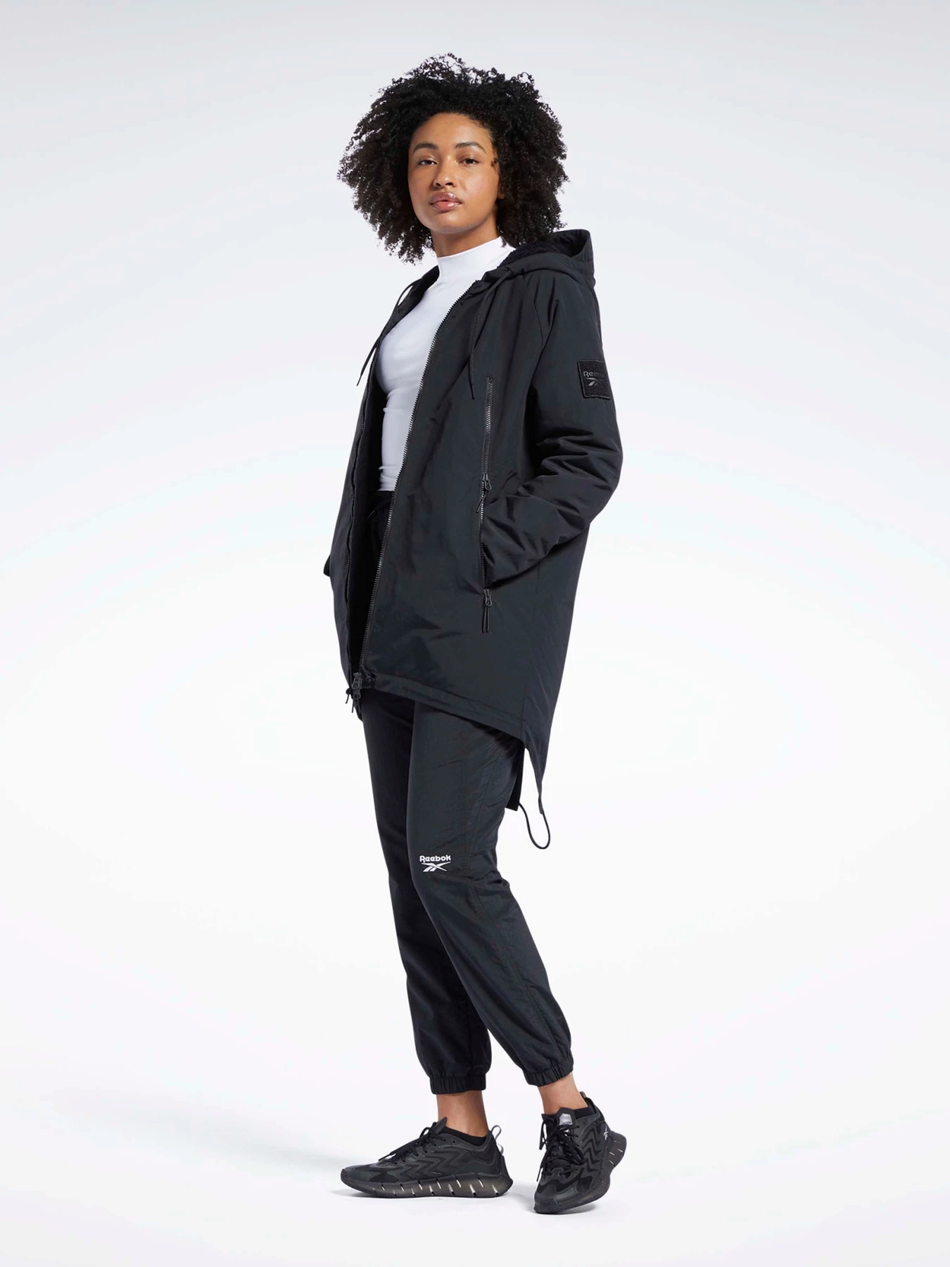 Куртки и дубленки Reebok Outerwear Urban модель GR8976 Куртки и дубленки Reebok Outerwear Urban модель GR8976 Фото