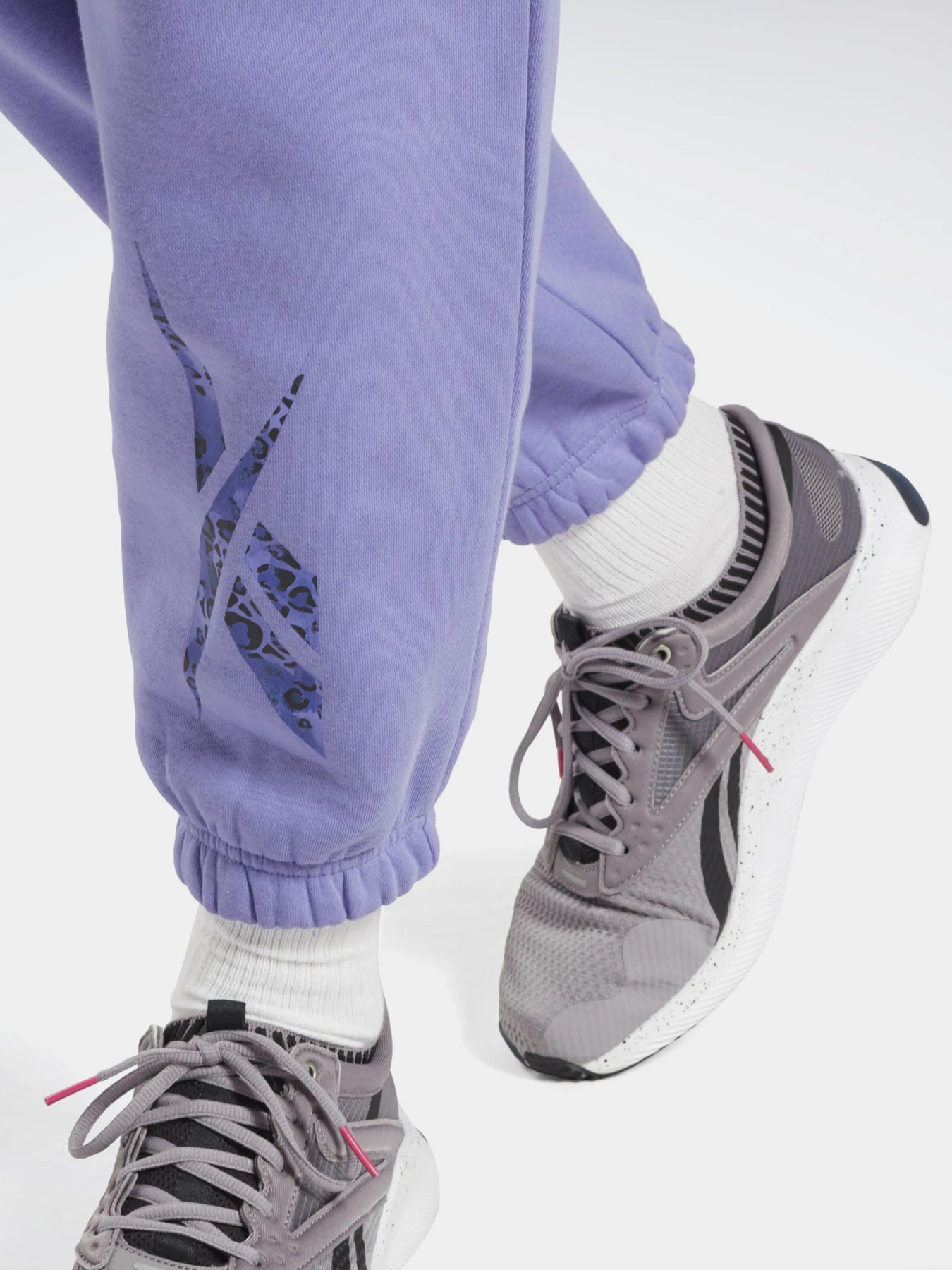 Брюки Reebok MODERN SAFARI модель GU0151 Брюки Reebok MODERN SAFARI модель GU0151 Фото