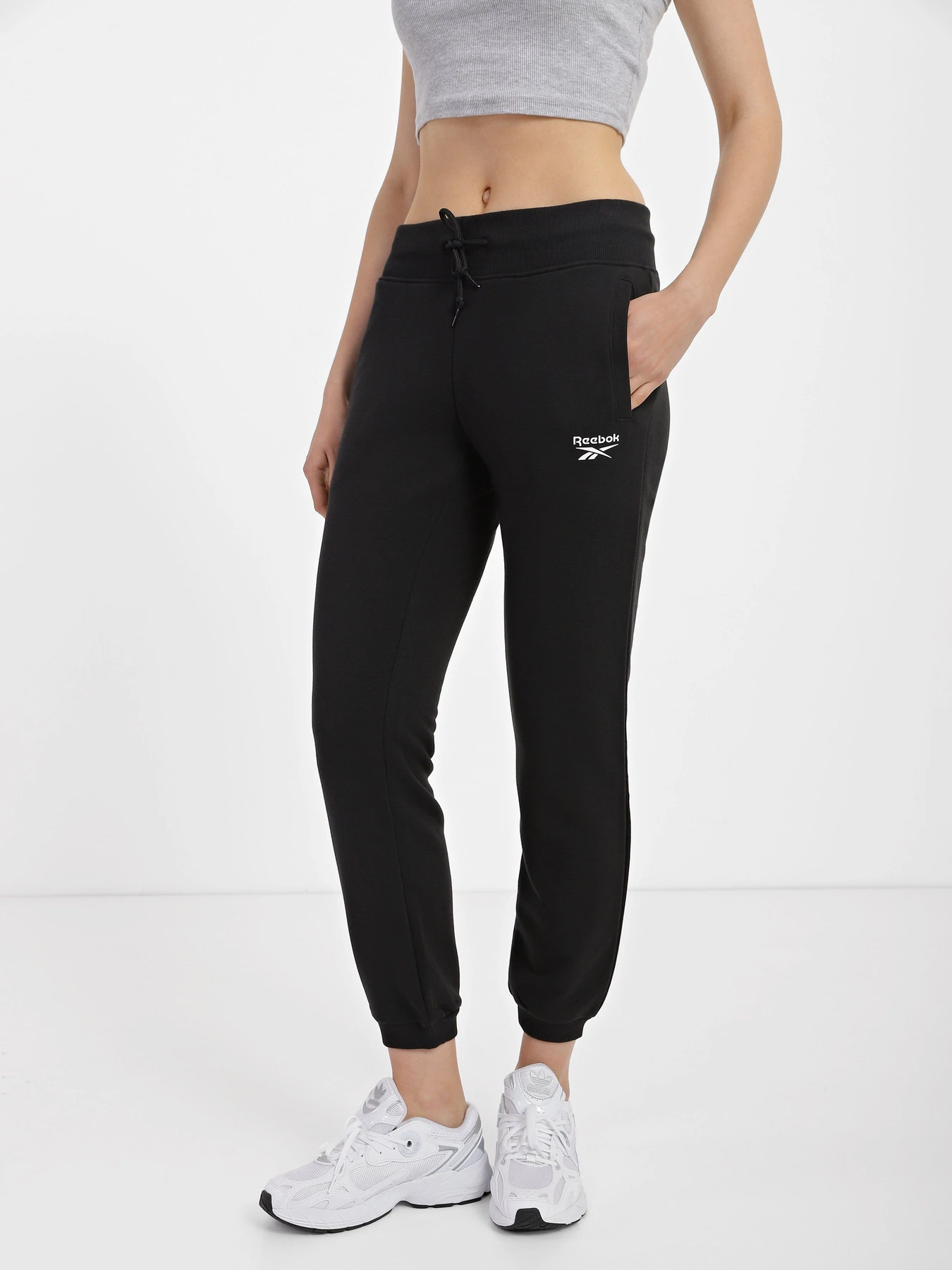 Брюки Reebok Classics модель 0B1115 Брюки Reebok Classics модель 0B1115 Фото