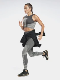 Футболки и поло Reebok SEAMLESS модель GI5003 Фото