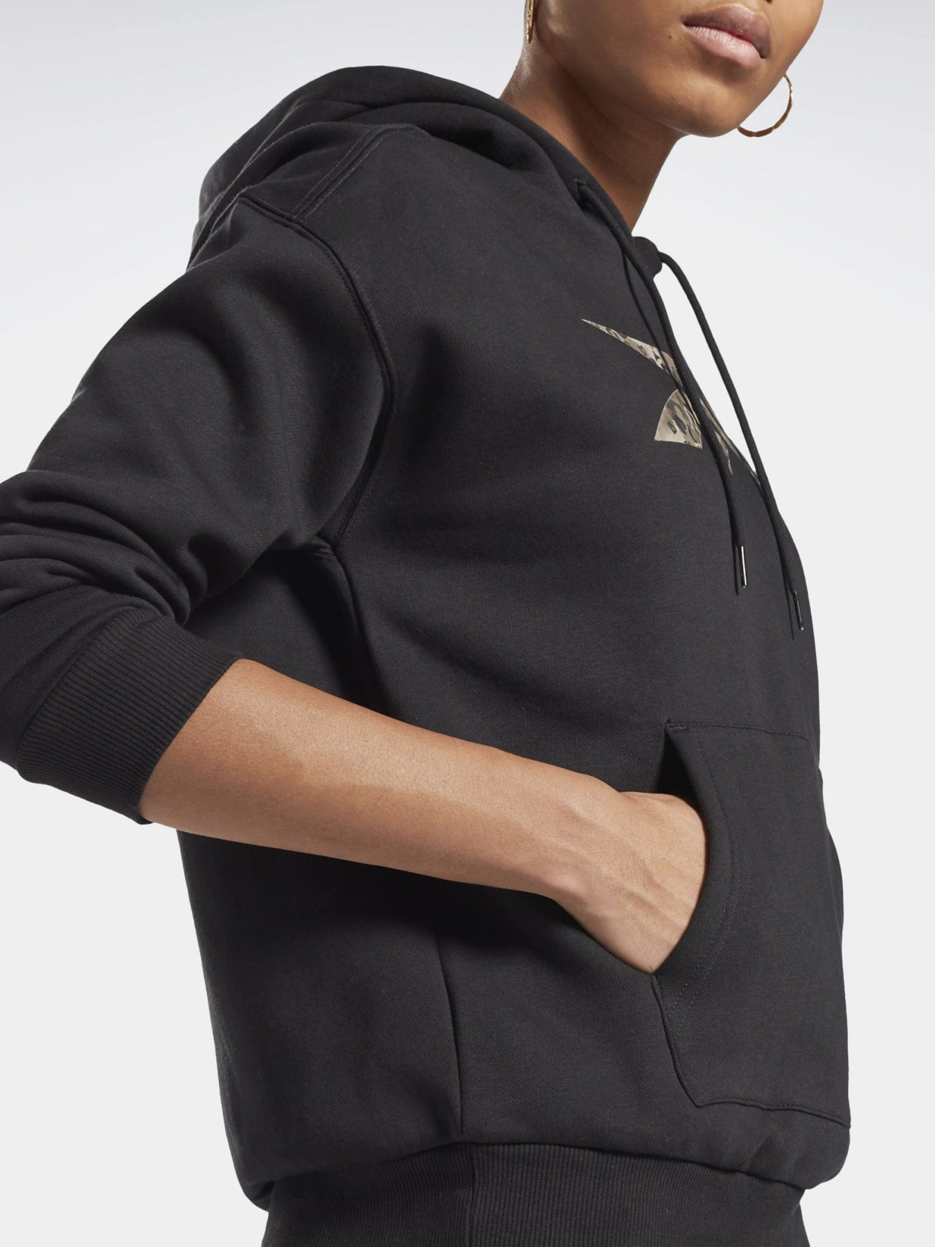 Худі та світшоти Reebok MODERN SAFARI модель GU0146 Худі та світшоти Reebok MODERN SAFARI модель GU0146 Фото
