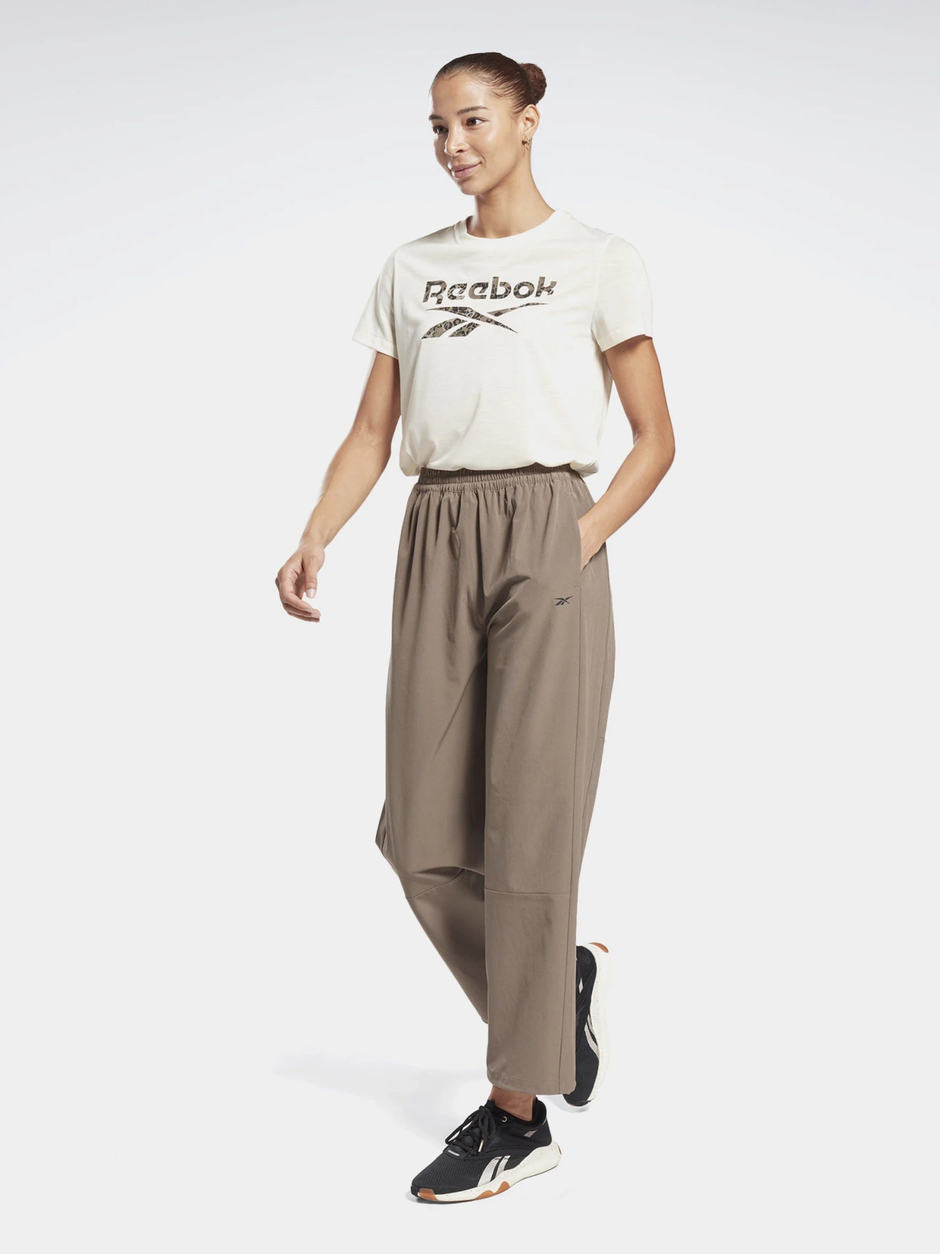 Футболки и поло Reebok MODERN SAFARI LOGO модель H23854 Футболки и поло Reebok MODERN SAFARI LOGO модель H23854 Фото