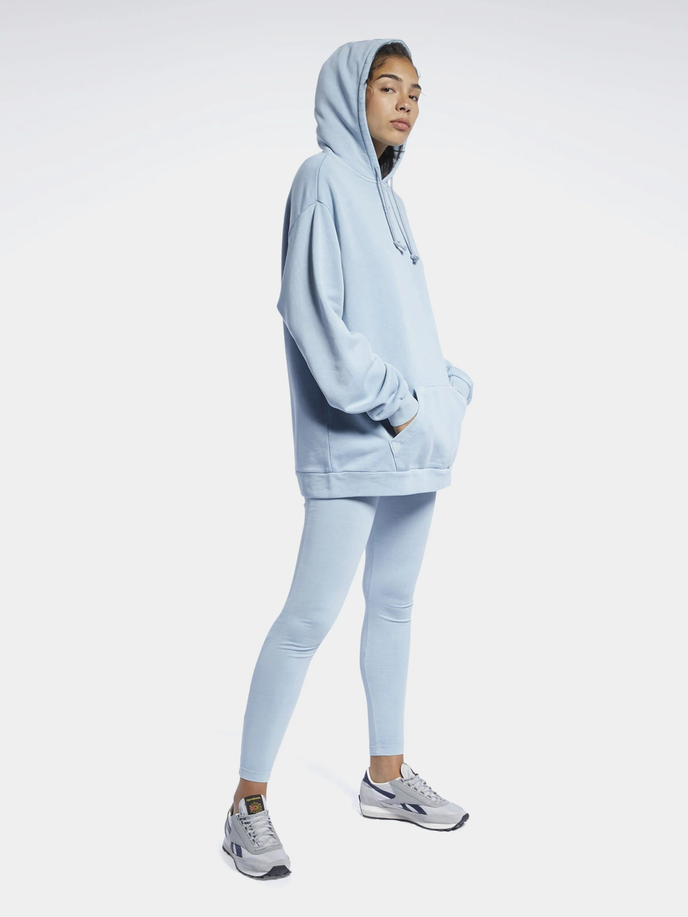 Худі та світшоти Reebok CLASSICS NATURAL DYE модель GN4925 Худі та світшоти Reebok CLASSICS NATURAL DYE модель GN4925 Фото
