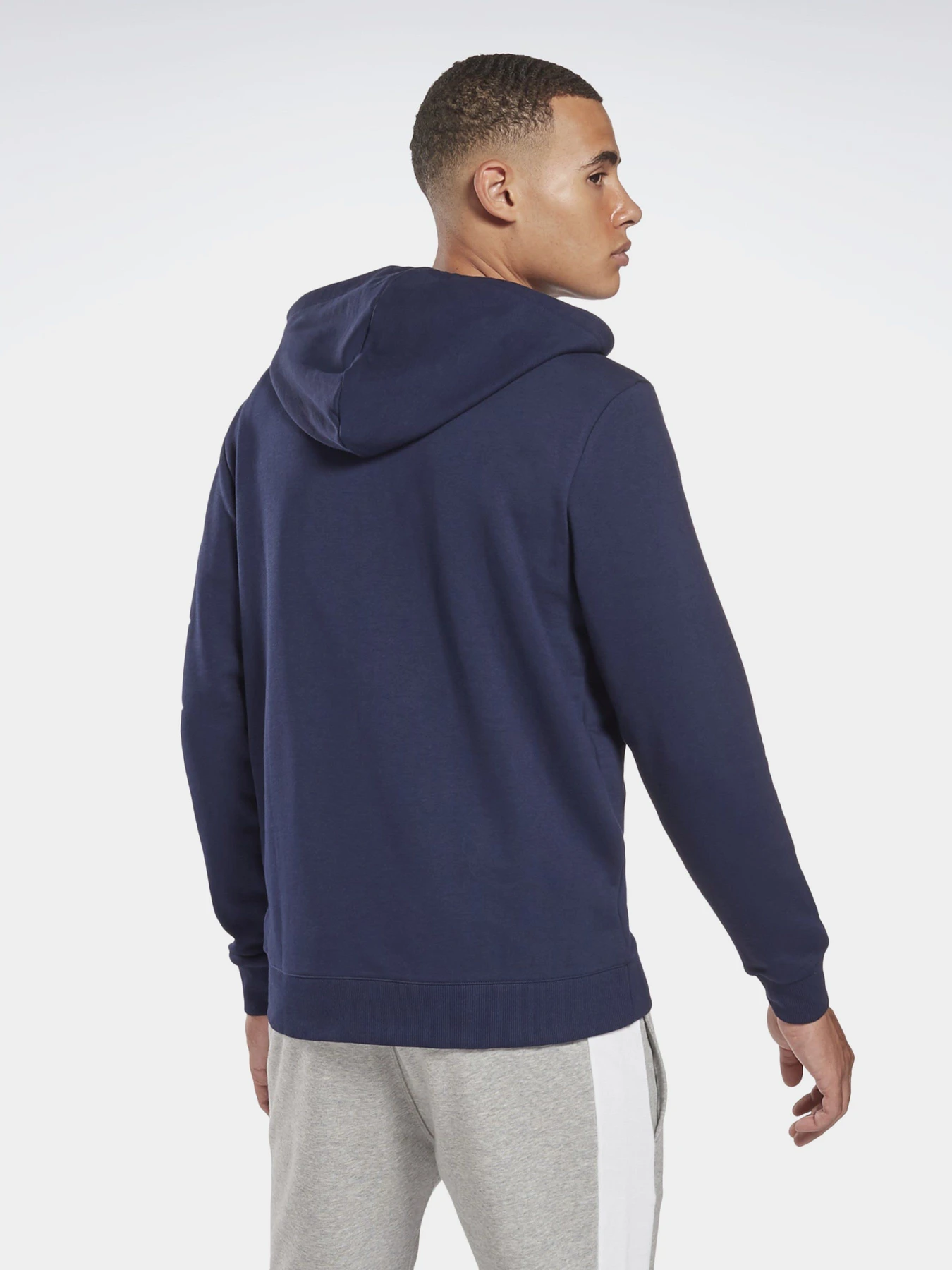 Худи и свитшоты Reebok IDENTITY ZIP-UP модель GJ0644 Худи и свитшоты Reebok IDENTITY ZIP-UP модель GJ0644 Фото