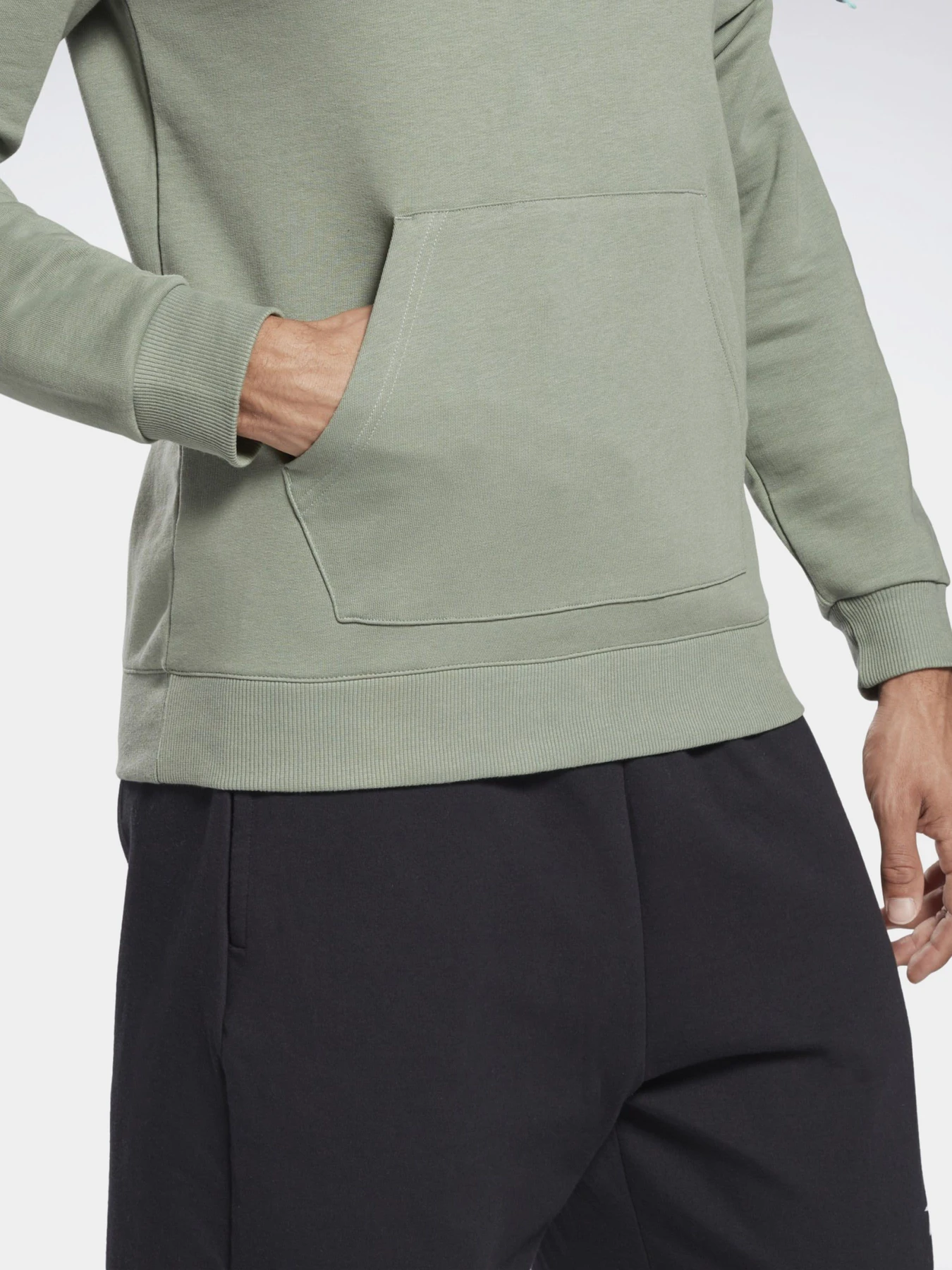 Худи и свитшоты Reebok IDENTITY BIG LOGO модель GI8507 Худи и свитшоты Reebok IDENTITY BIG LOGO модель GI8507 Фото
