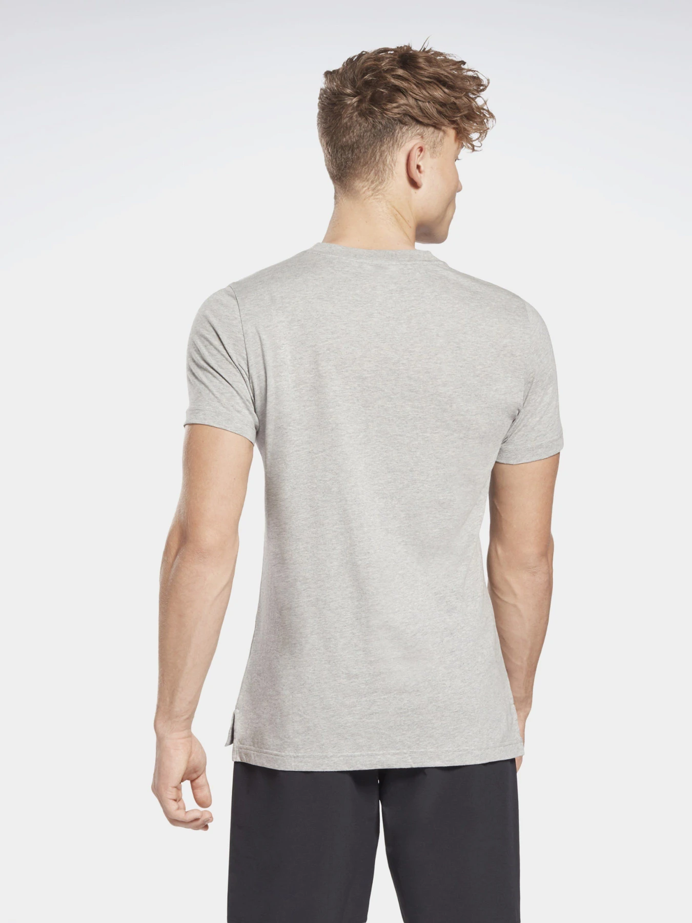 Футболки и поло Reebok TE MELANGE SS модель GI8658 Футболки и поло Reebok TE MELANGE SS модель GI8658 Фото