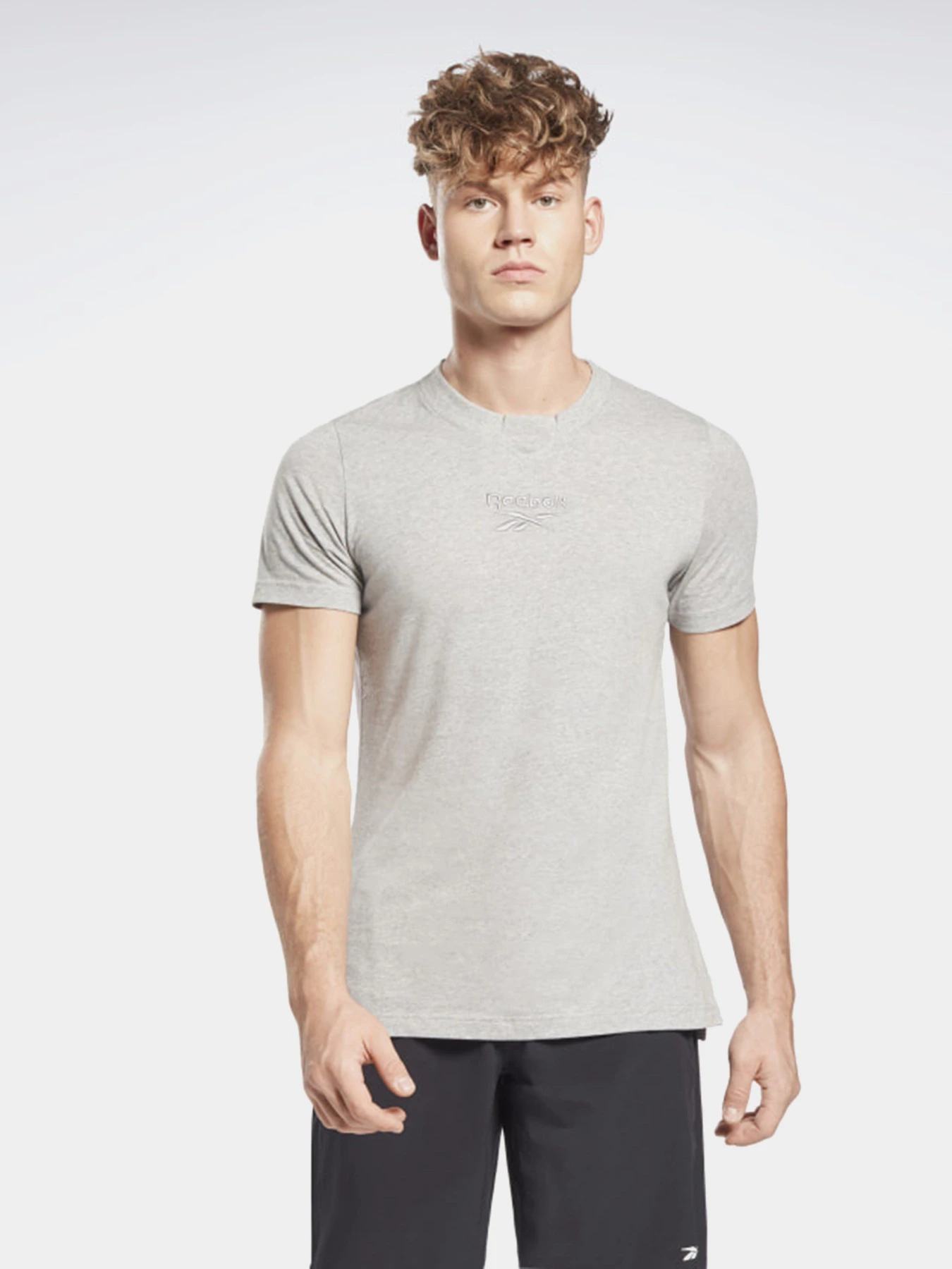 Футболки и поло Reebok TE MELANGE SS модель GI8658 Футболки и поло Reebok TE MELANGE SS модель GI8658 Фото