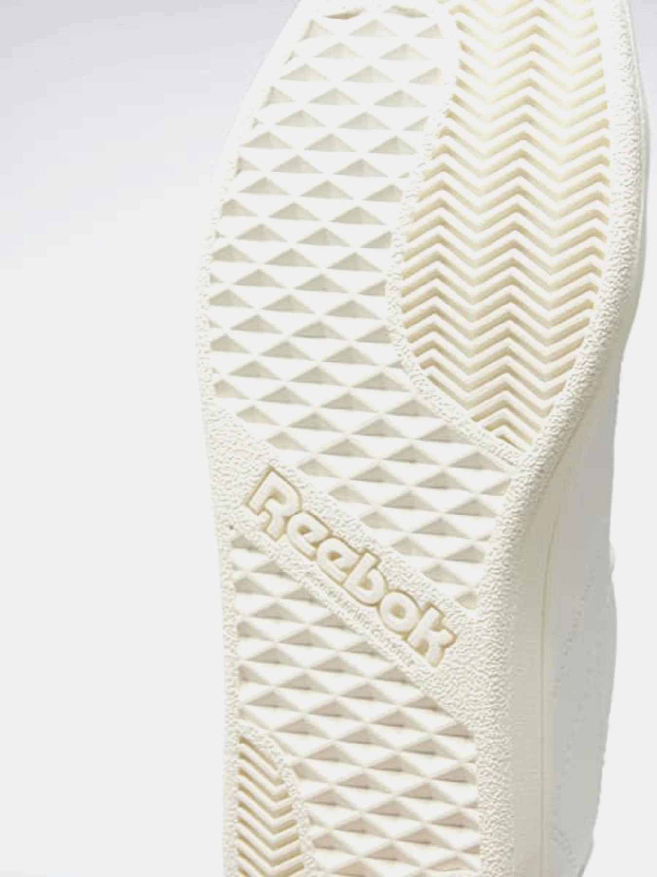 Кеды Reebok ROYAL COMPLETE CLN2 модель FY5848 Кеды Reebok ROYAL COMPLETE CLN2 модель FY5848 Фото