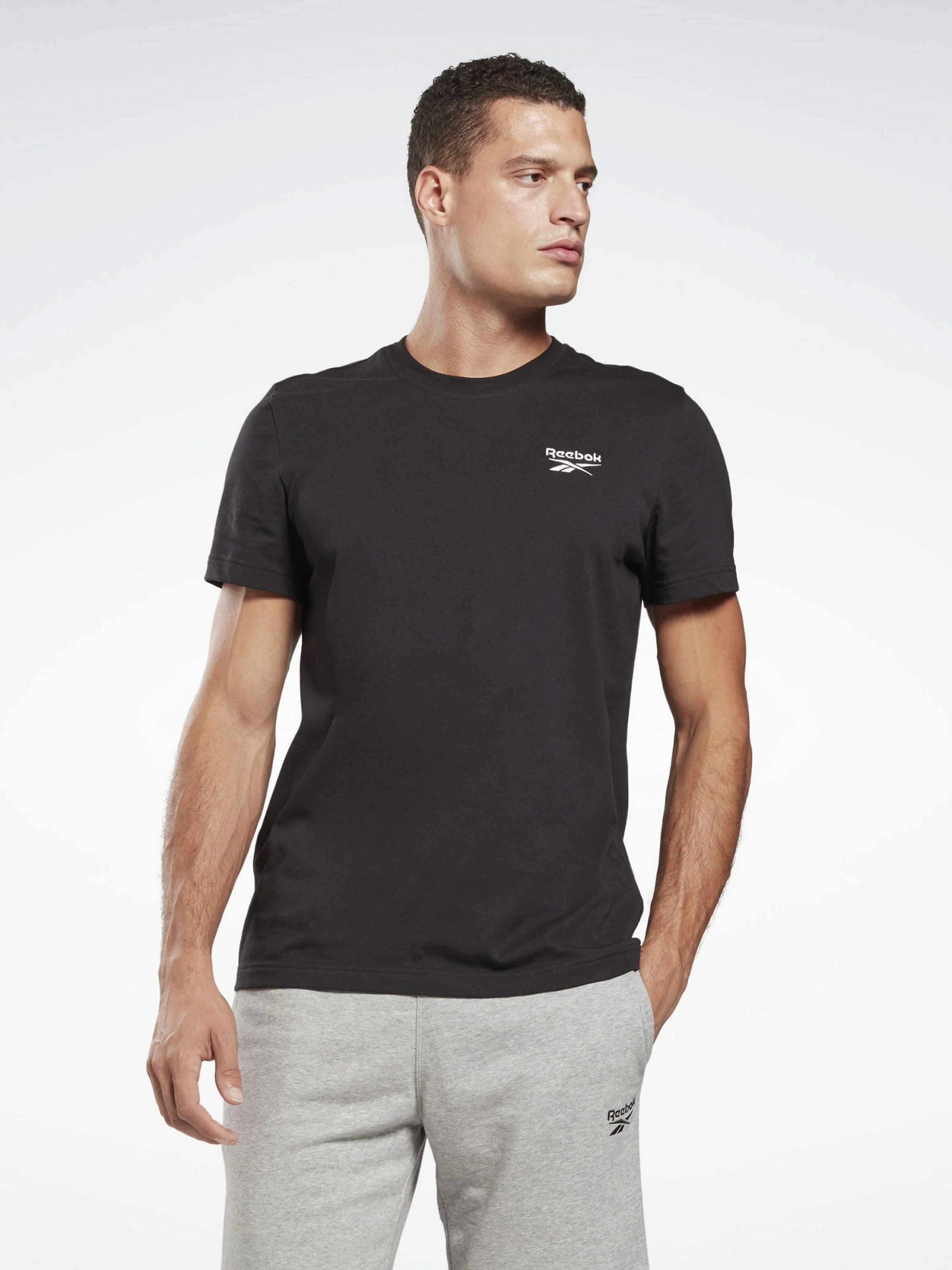 Бавовняна Чоловіча Футболка Reebok RI CLASSIC TEE