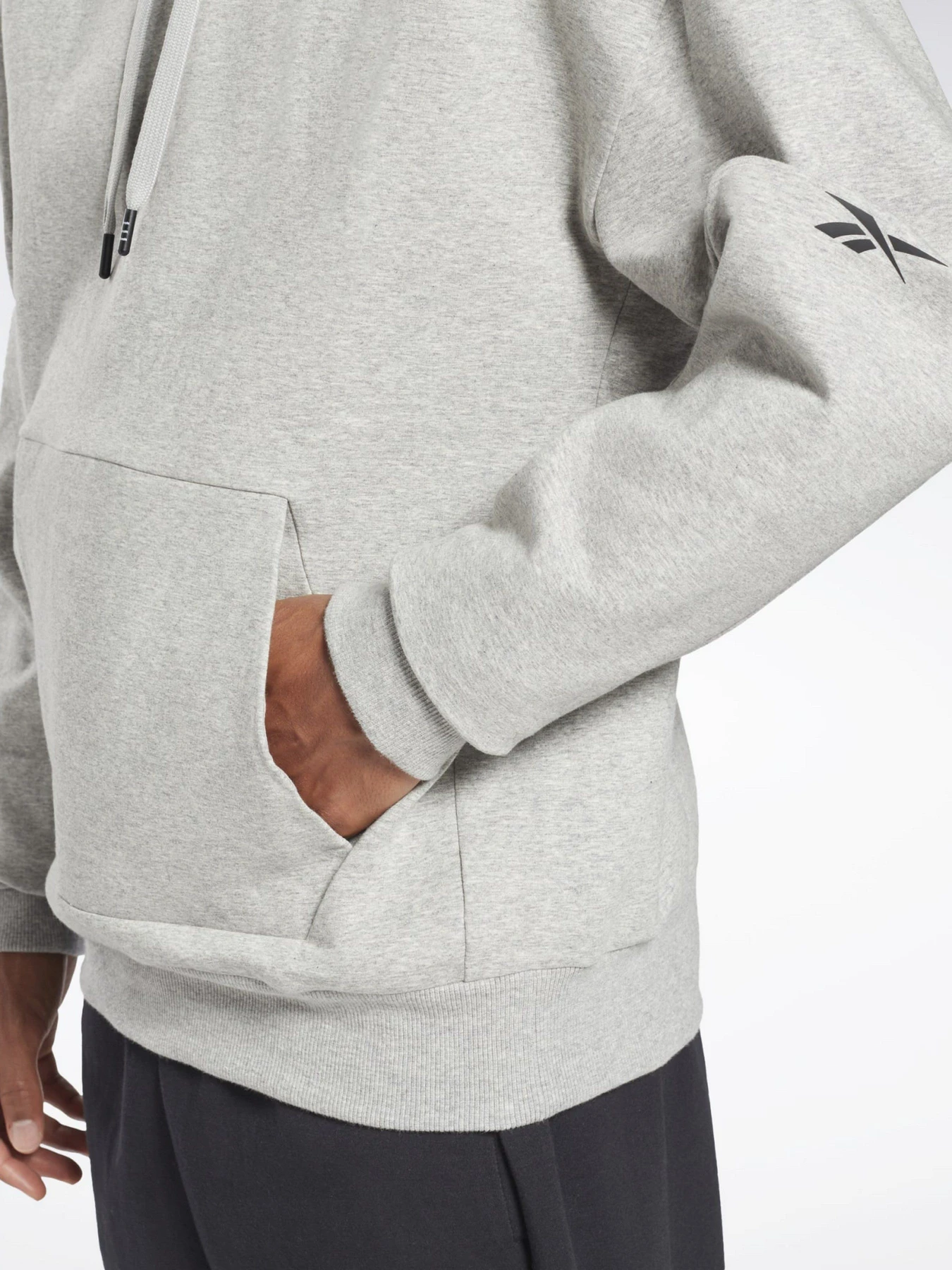 Худи и свитшоты Reebok DreamBlend модель GJ6432 Худи и свитшоты Reebok DreamBlend модель GJ6432 Фото