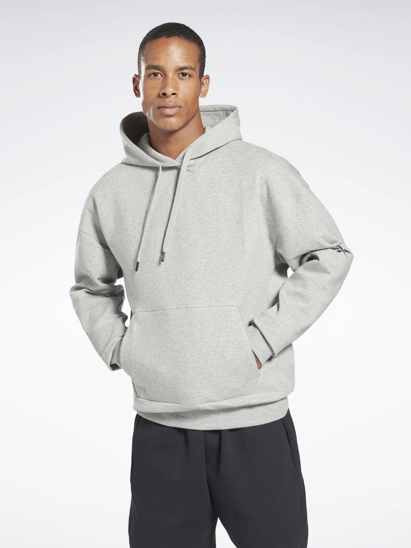 Худи и свитшоты Reebok DreamBlend модель GJ6432 Худи и свитшоты Reebok DreamBlend модель GJ6432 Фото