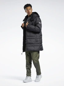 Куртки та дублянки Reebok Outerwear Classics модель GR8985 Фото