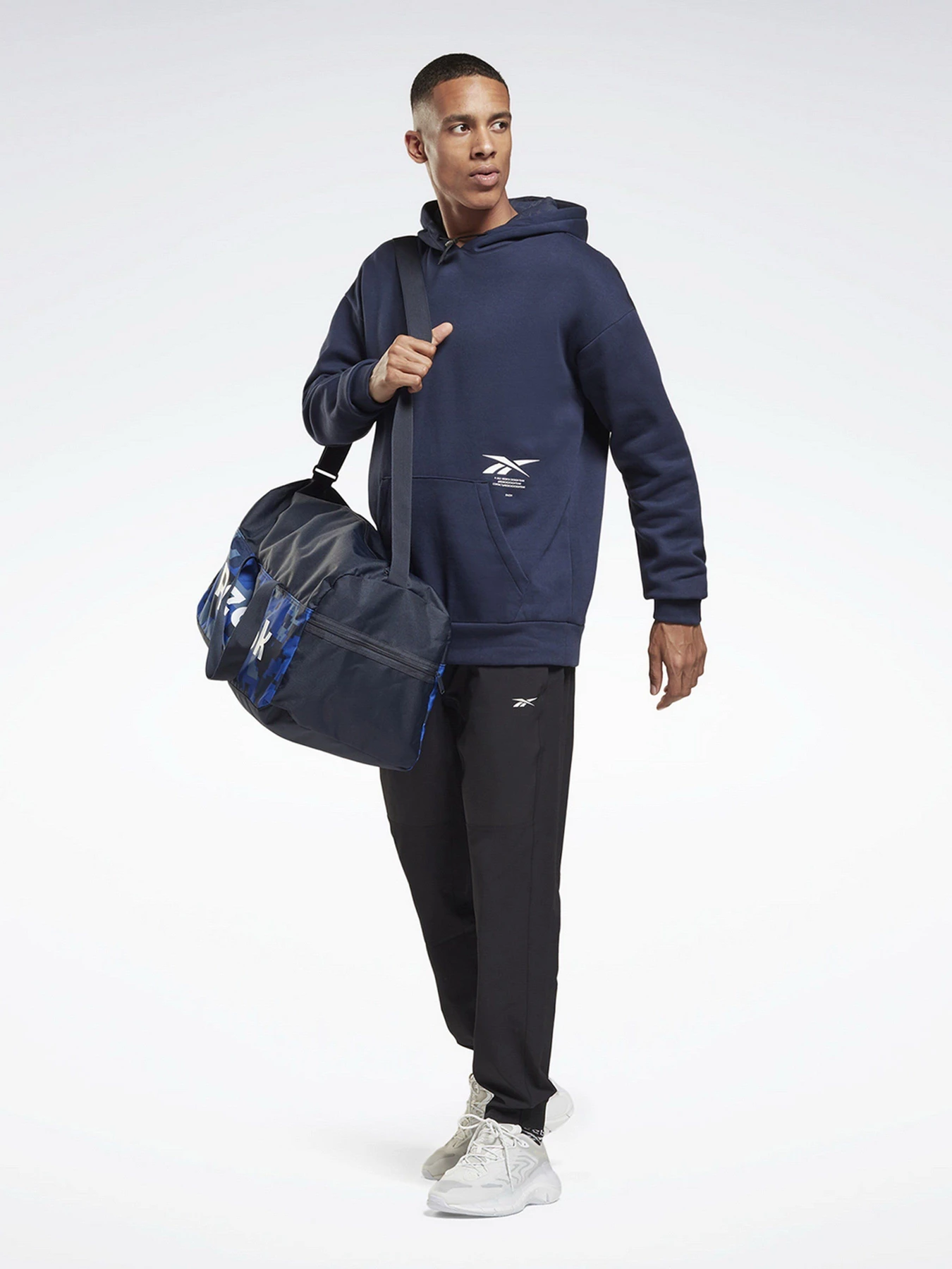 Худи и свитшоты Reebok TS GRAPHENE CO OTH модель GS9207 Худи и свитшоты Reebok TS GRAPHENE CO OTH модель GS9207 Фото