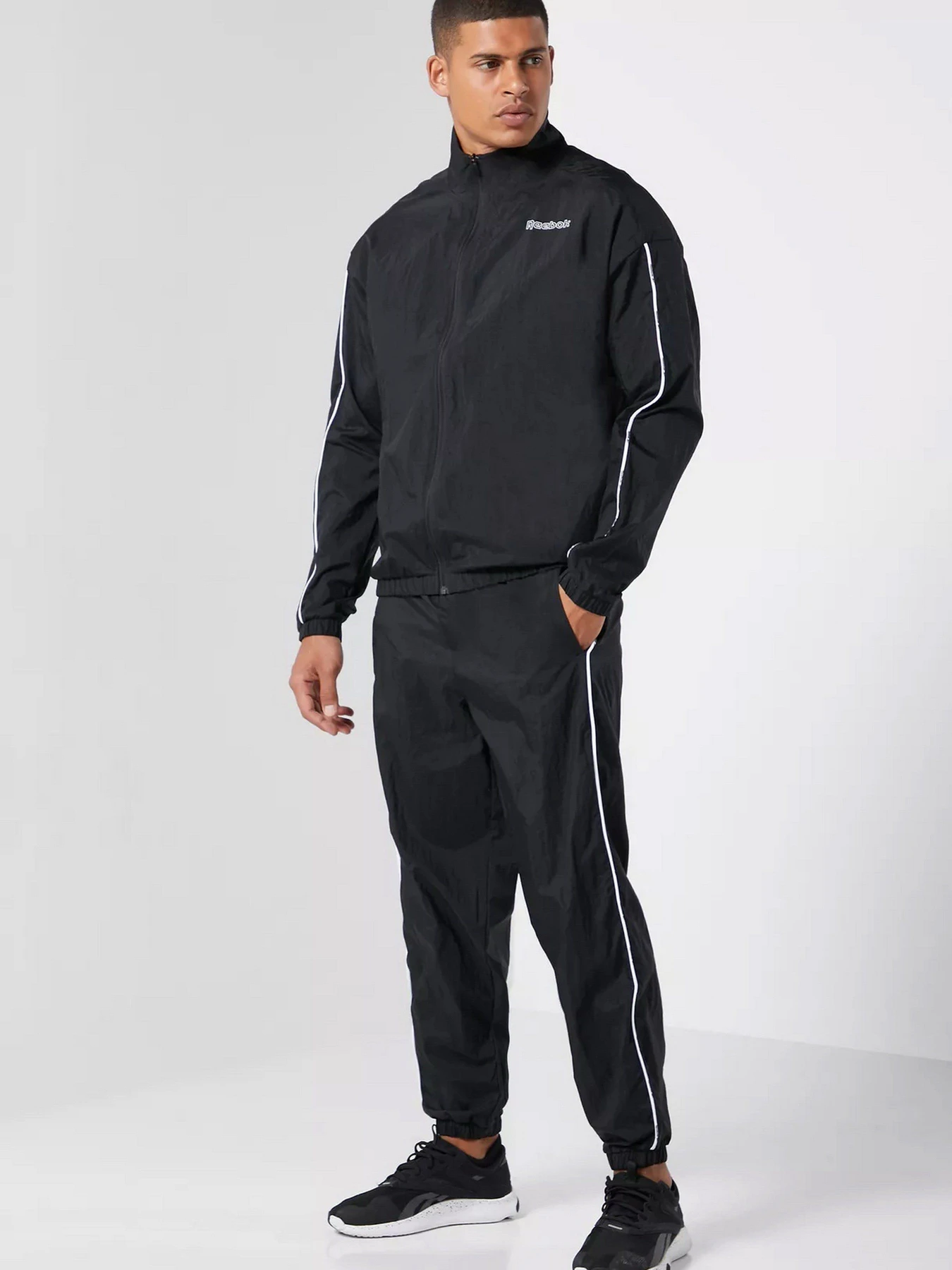 Костюми Reebok Training Essentials Piping Track модель GS9309 Фото