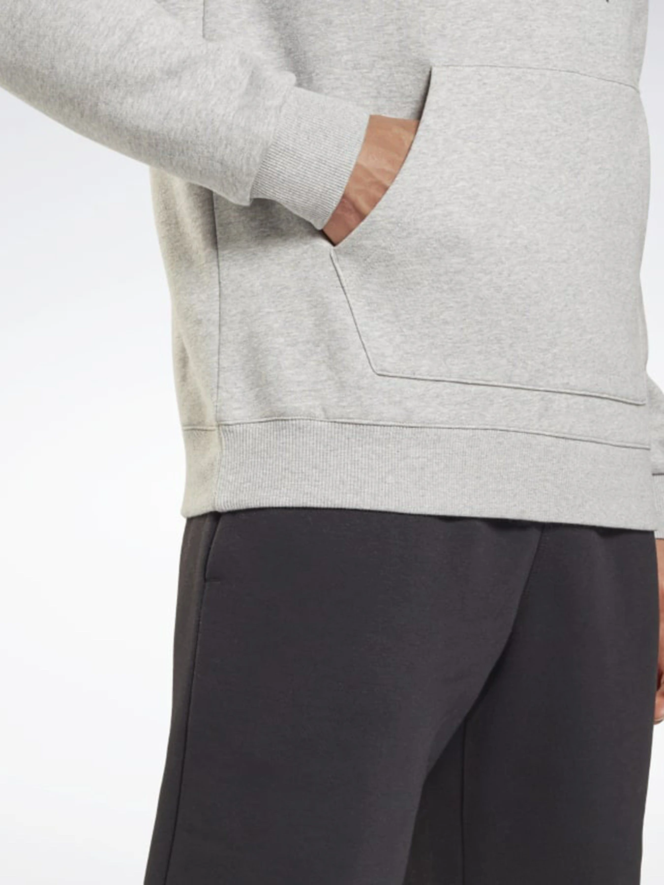 Худи и свитшоты Reebok RI FLEECE OTH HOODIE модель GT5790 Худи и свитшоты Reebok RI FLEECE OTH HOODIE модель GT5790 Фото