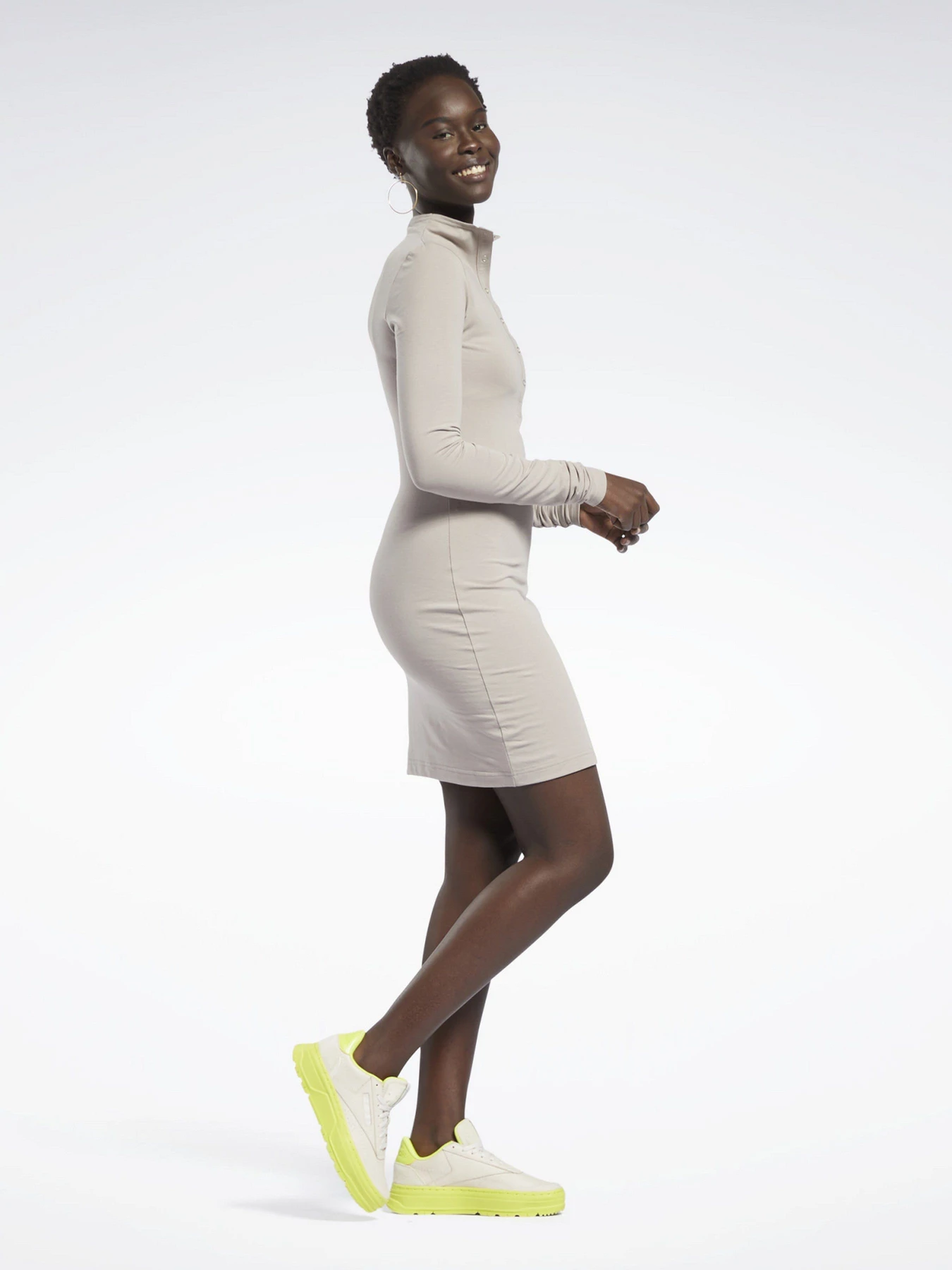 Платья Reebok CL WDE SLIM DRESS модель GR0363 Платья Reebok CL WDE SLIM DRESS модель GR0363 Фото