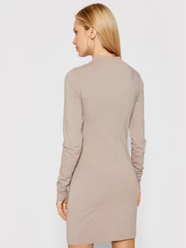 Платья Reebok CL WDE SLIM DRESS модель GR0363 Фото