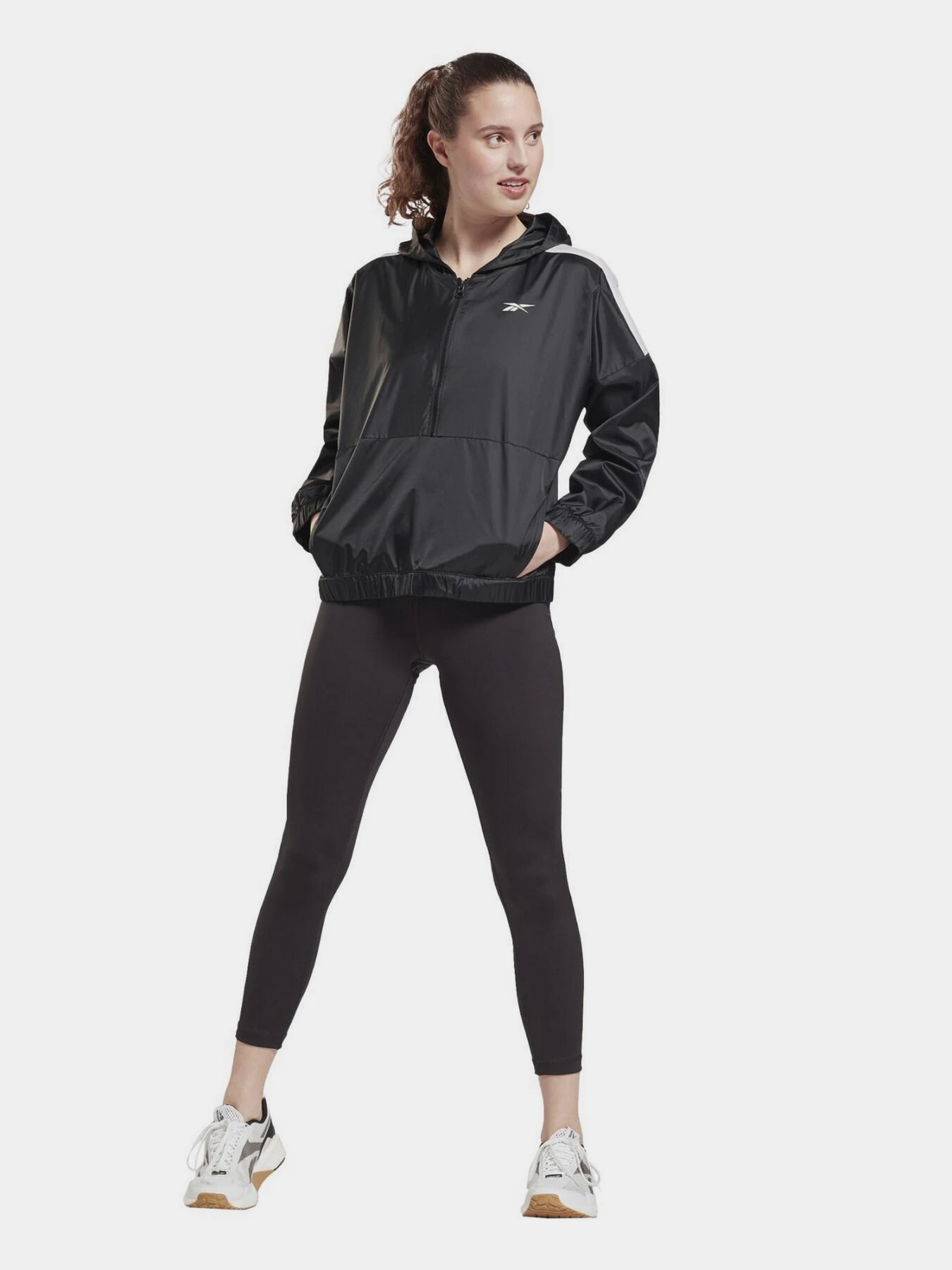 Костюмы Reebok TE MYT TRACKSUIT модель GS9358 Костюмы Reebok TE MYT TRACKSUIT модель GS9358 Фото
