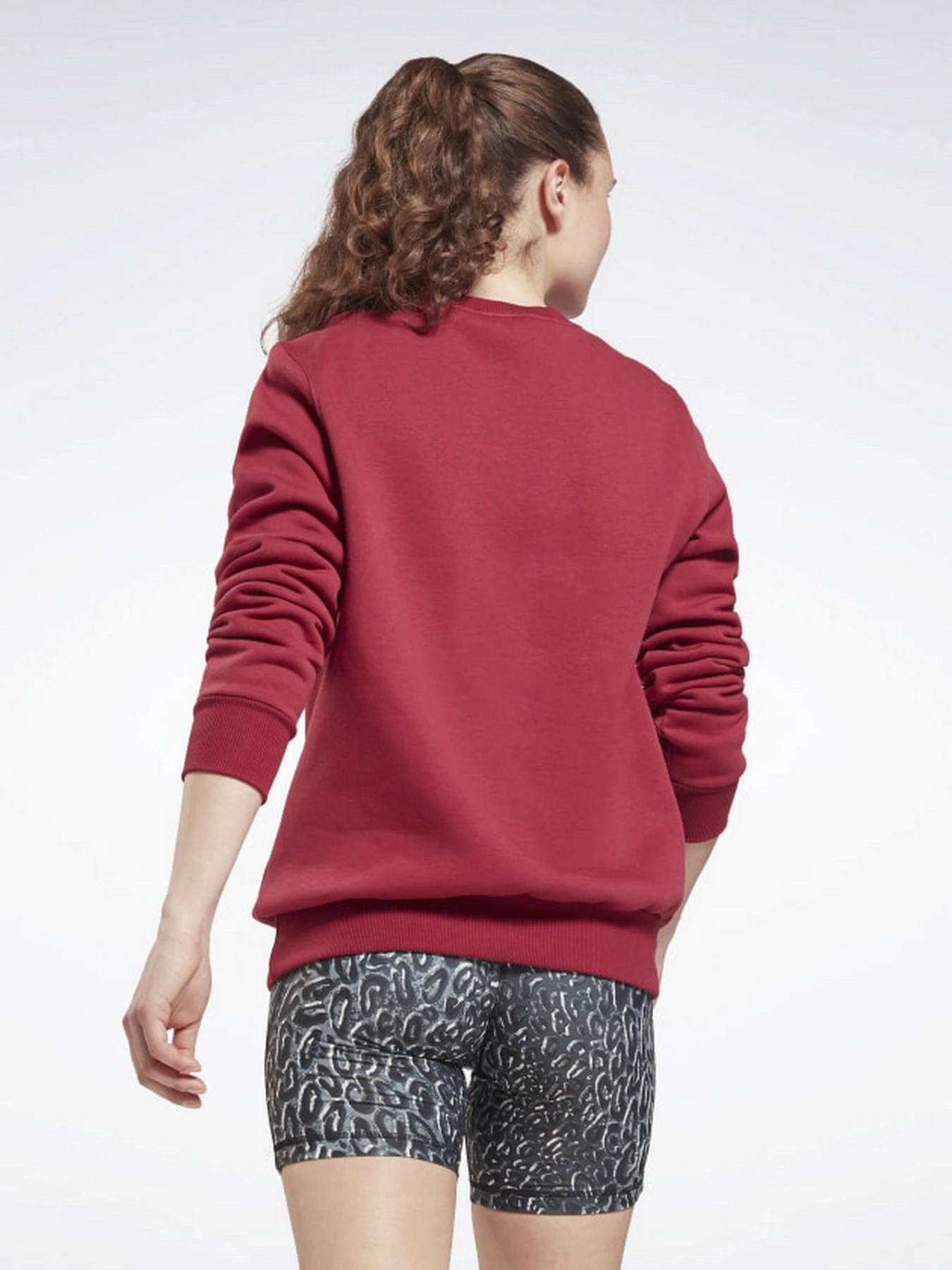 Худі та світшоти Reebok RI BL FLEECE CREW модель GS9380 Худі та світшоти Reebok RI BL FLEECE CREW модель GS9380 Фото