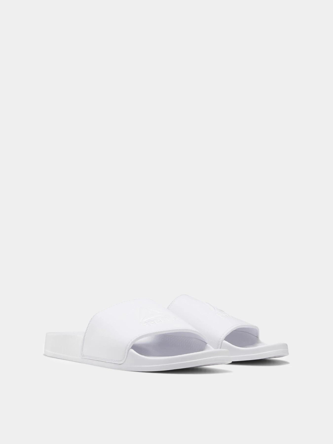 Шлёпанцы Reebok модель CN6468 Шлёпанцы Reebok модель CN6468 Фото