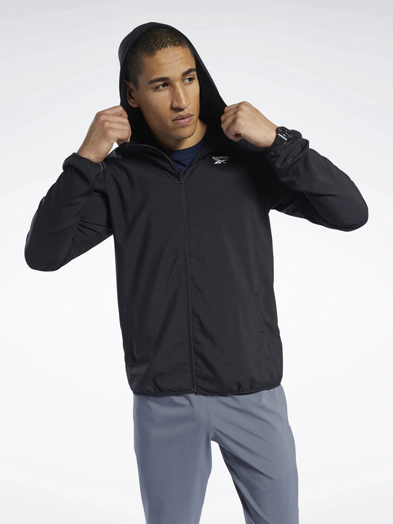 Худи и свитшоты Reebok Training Essentials модель FP9172 Худи и свитшоты Reebok Training Essentials модель FP9172 Фото