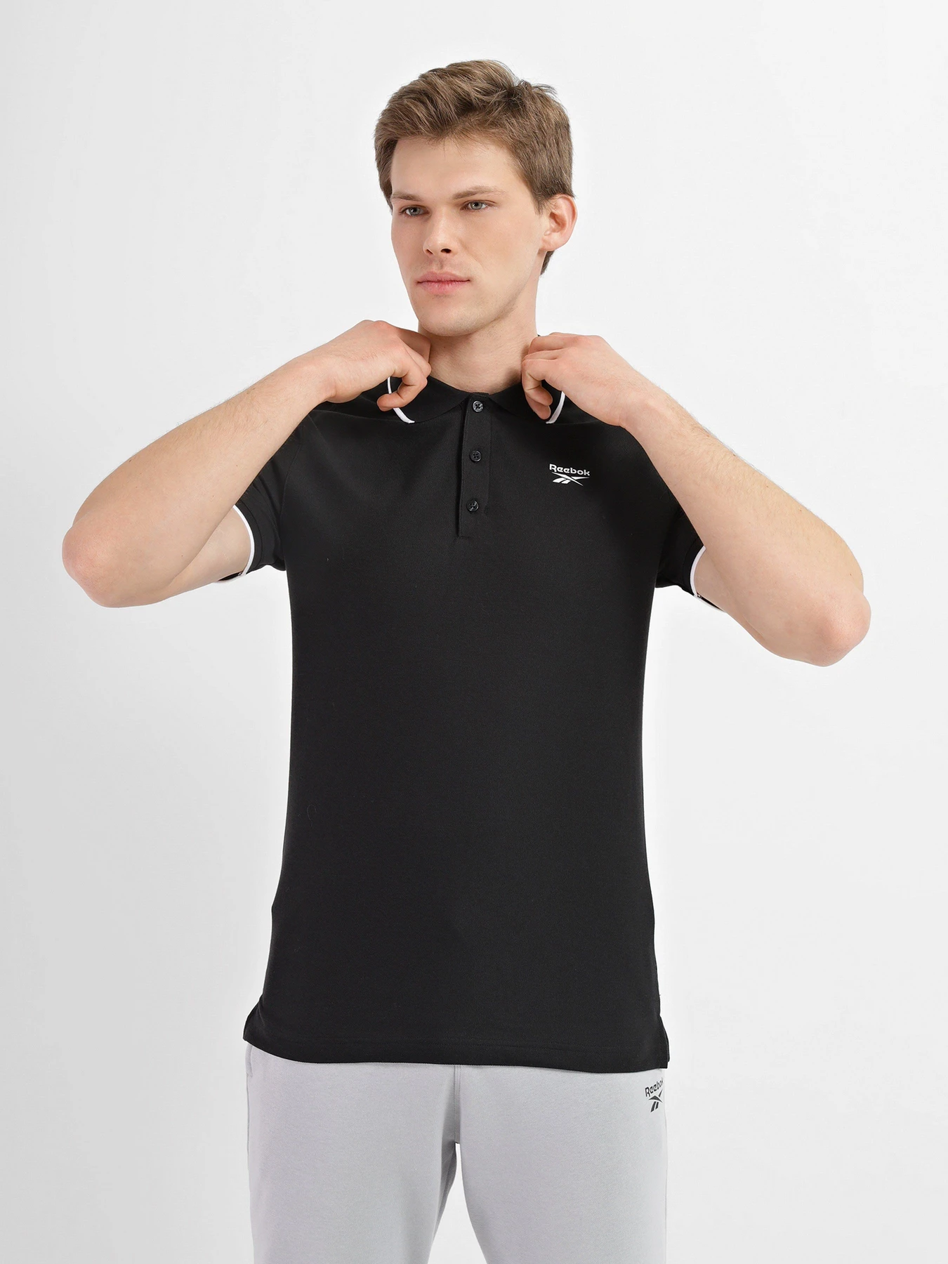 Футболки и поло Reebok Training Essentials модель FP9173 Футболки и поло Reebok Training Essentials модель FP9173 Фото