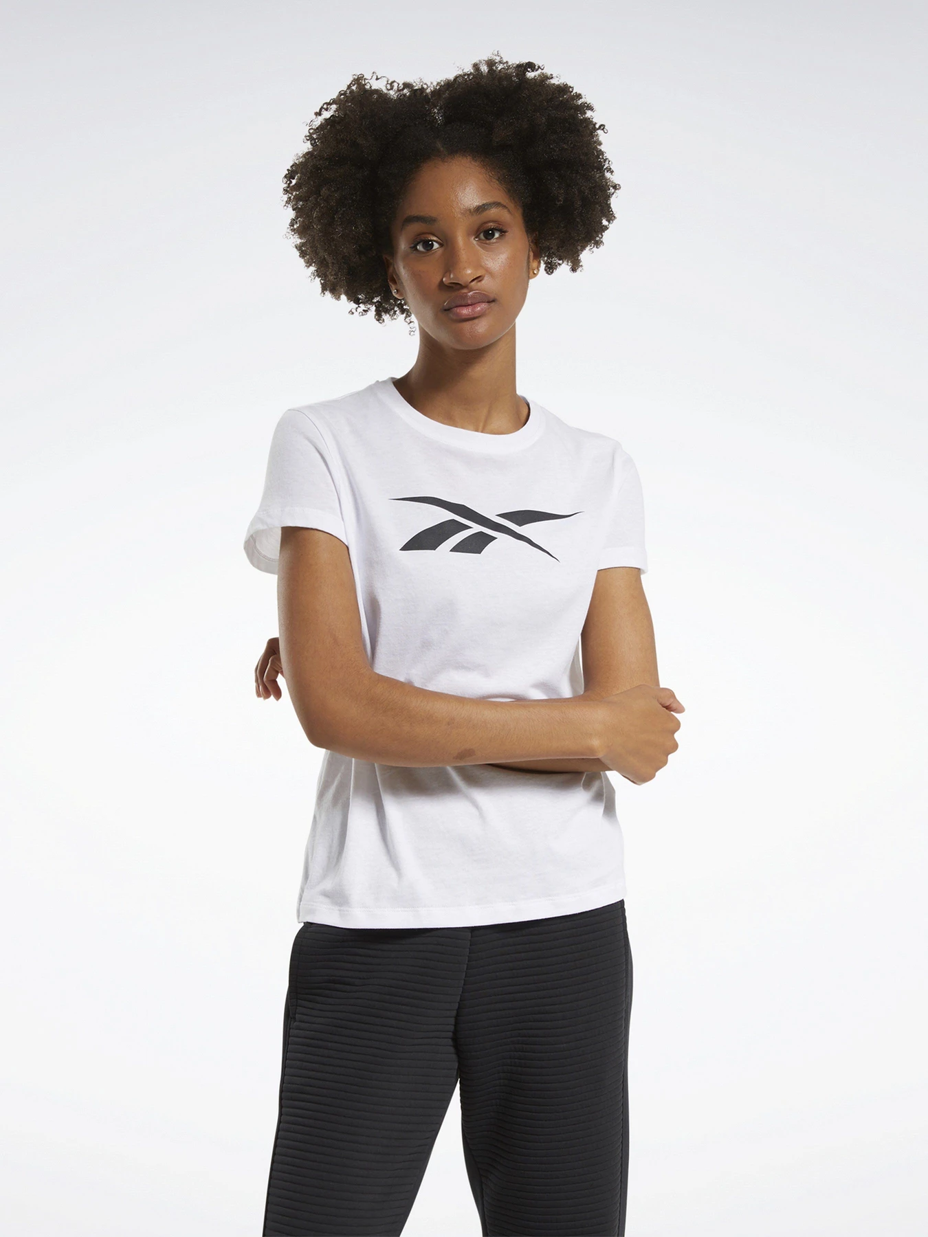 Футболки и поло Reebok Training Essentials модель FU2331 Футболки и поло Reebok Training Essentials модель FU2331 Фото