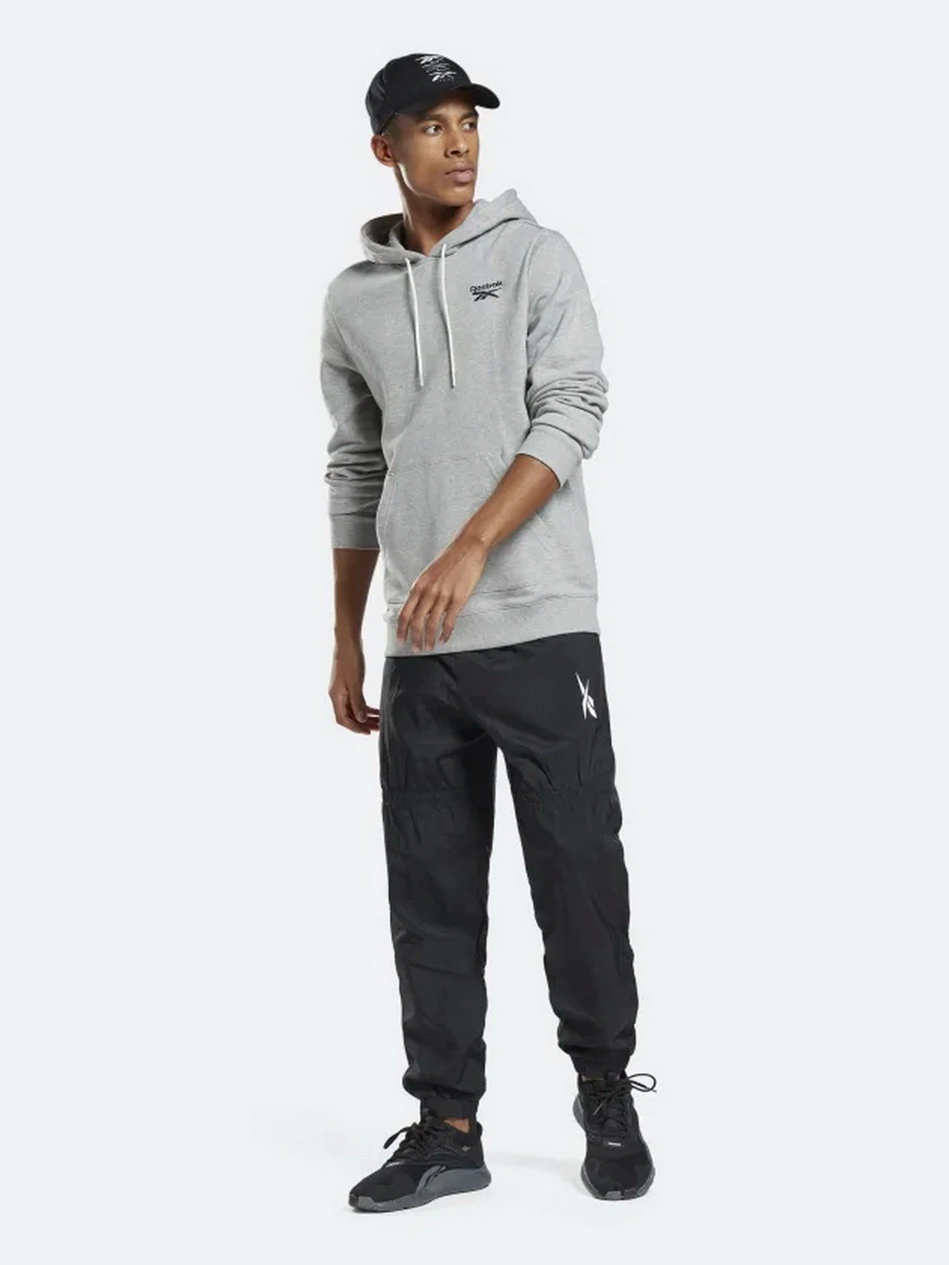 Худи и свитшоты Reebok Identity модель GI8516 Худи и свитшоты Reebok Identity модель GI8516 Фото