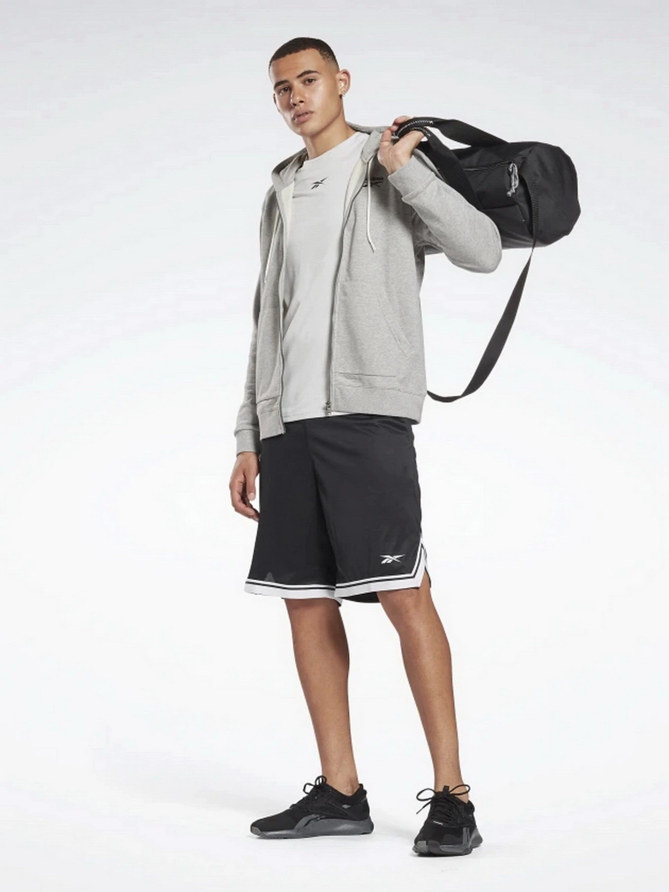 Худи и свитшоты Reebok IDENTITY ZIP-UP модель GJ0643 Худи и свитшоты Reebok IDENTITY ZIP-UP модель GJ0643 Фото