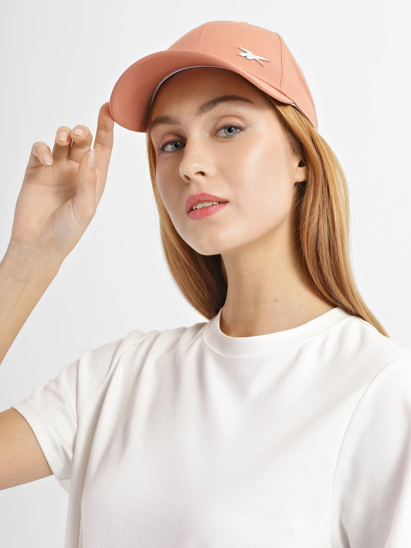 Шапки и кепки Reebok Active Foundation Badge модель HD9885 Шапки и кепки Reebok Active Foundation Badge модель HD9885 Фото