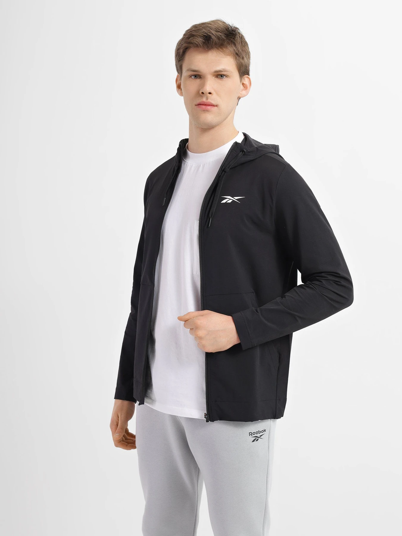 Худі та світшоти Reebok Performance Woven Zip Up модель H44116 Худі та світшоти Reebok Performance Woven Zip Up модель H44116 Фото