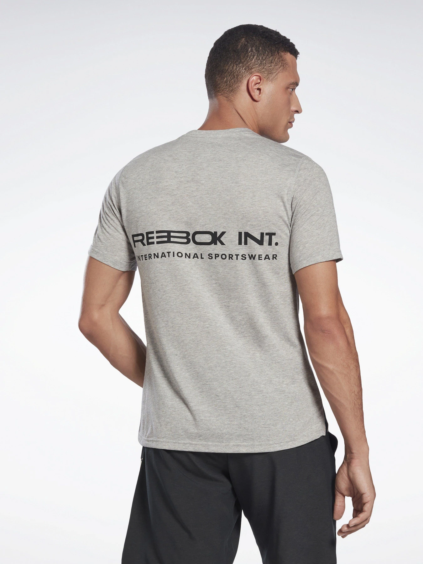 Футболки и поло Reebok Speedwick Graphic Move модель H46604 Футболки и поло Reebok Speedwick Graphic Move модель H46604 Фото