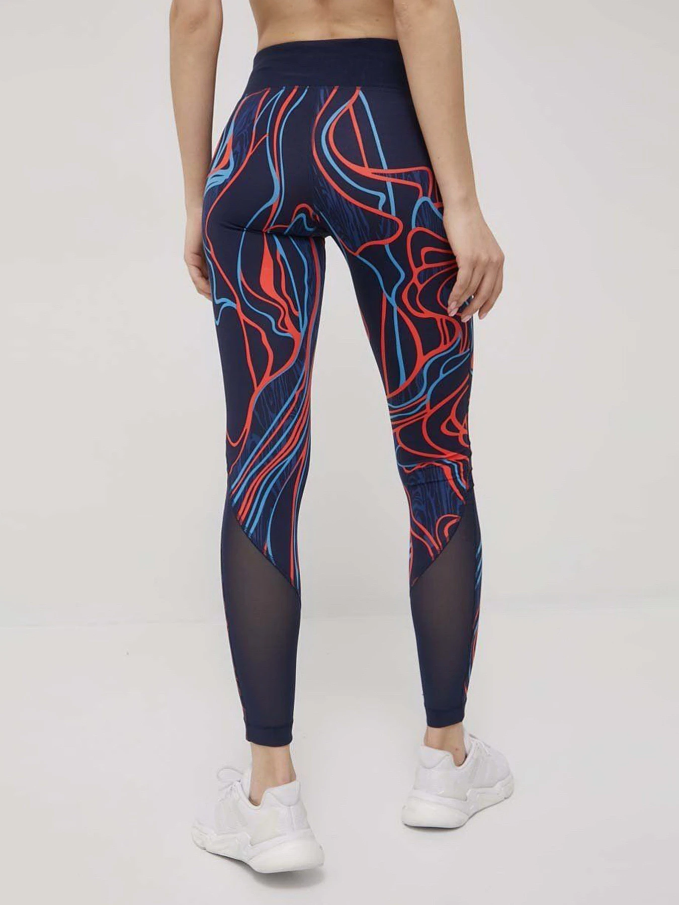 Брюки Reebok Lux Perform модель H51439 Брюки Reebok Lux Perform модель H51439 Фото