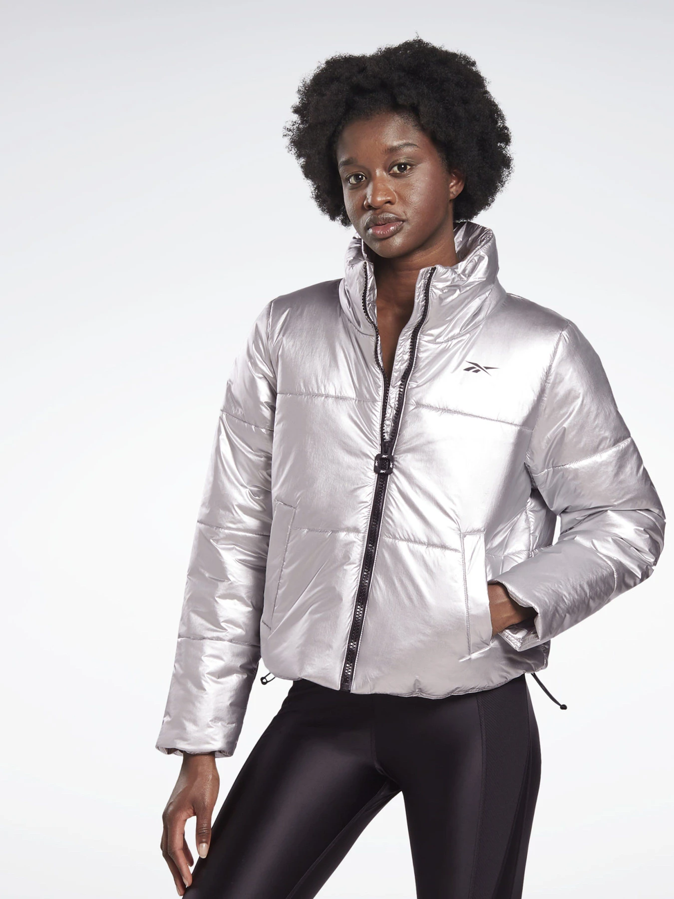 Куртки и дубленки Reebok STUDIO модель FT0659 Фото