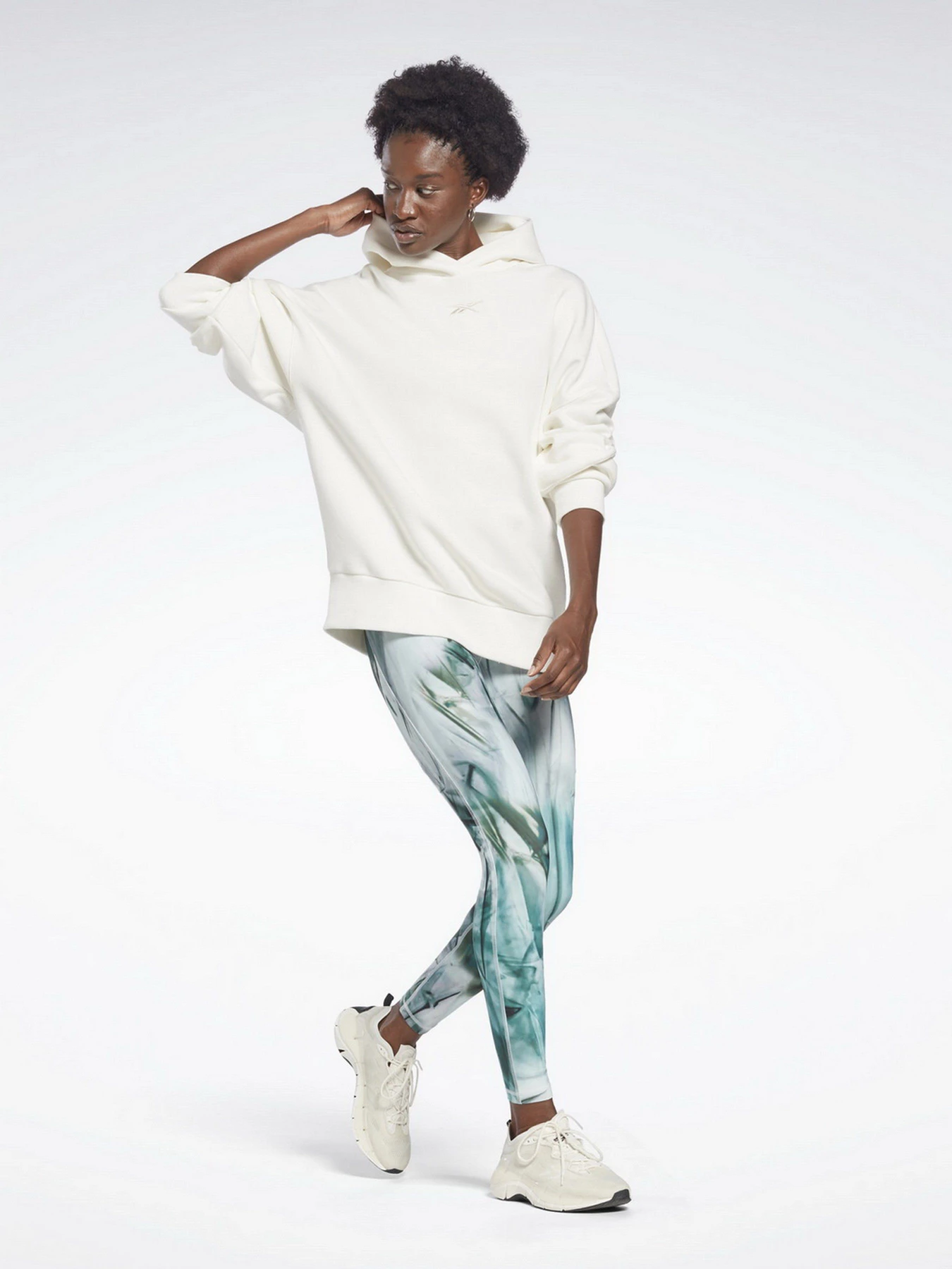 Брюки Reebok LUX BOLD HIGH-WAISTED LIQUID ABYSS PRINT модель H56388 Брюки Reebok LUX BOLD HIGH-WAISTED LIQUID ABYSS PRINT модель H56388 Фото