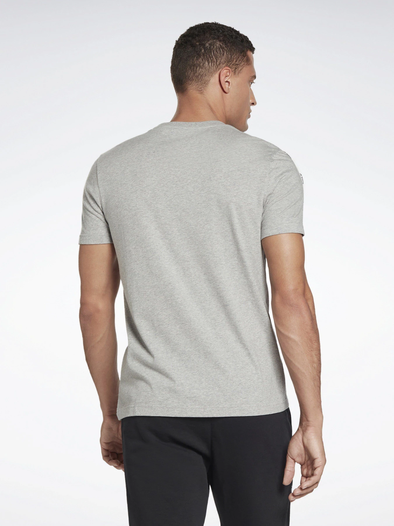 Футболки и поло Reebok Workout Ready Piping модель HA1066 Футболки и поло Reebok Workout Ready Piping модель HA1066 Фото