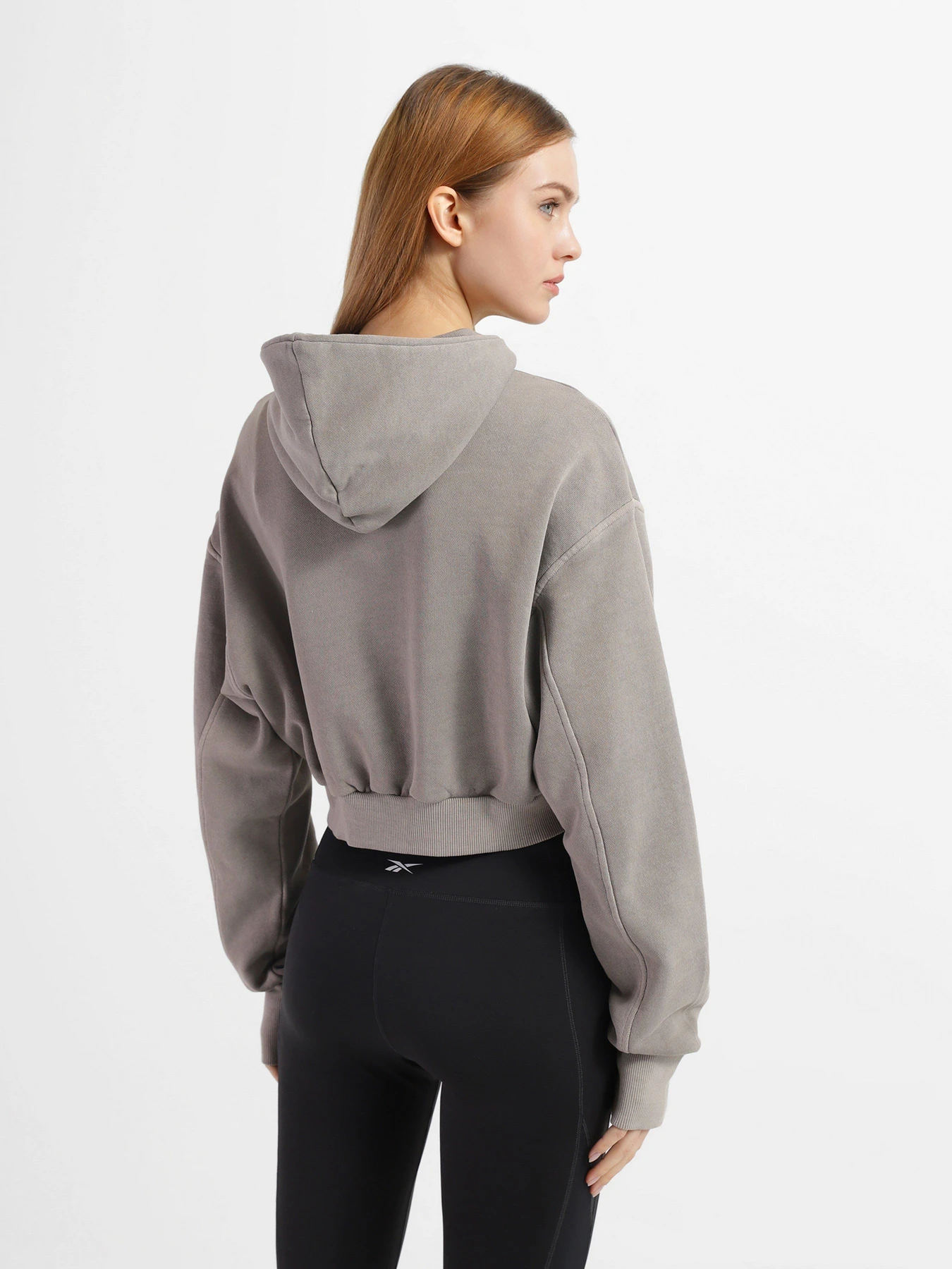 Худі та світшоти Reebok Classics Natural Dye Cropped модель HB8622 Худі та світшоти Reebok Classics Natural Dye Cropped модель HB8622 Фото
