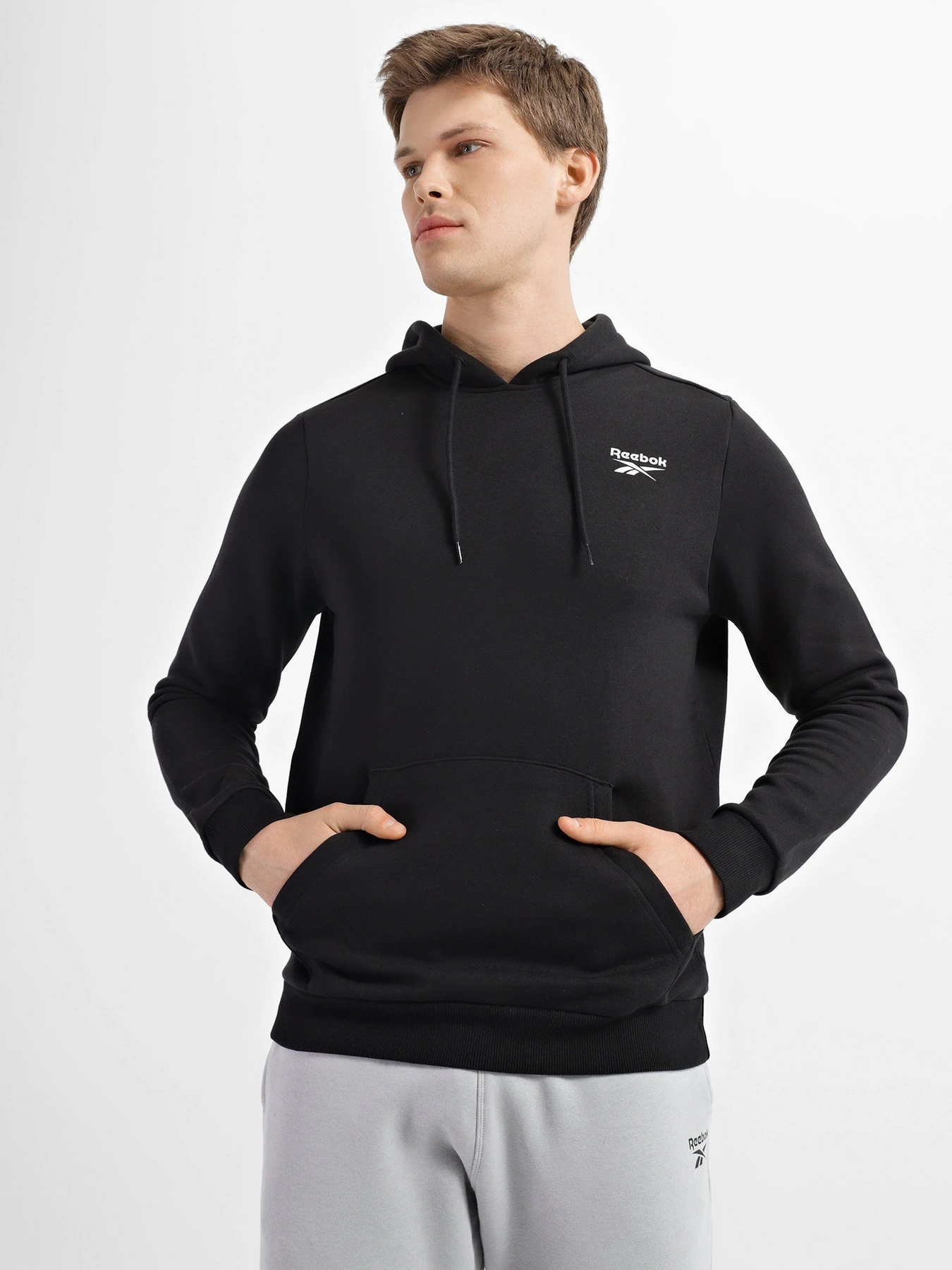 Худи и свитшоты Reebok Identity Fleece модель HG4448 Худи и свитшоты Reebok Identity Fleece модель HG4448 Фото