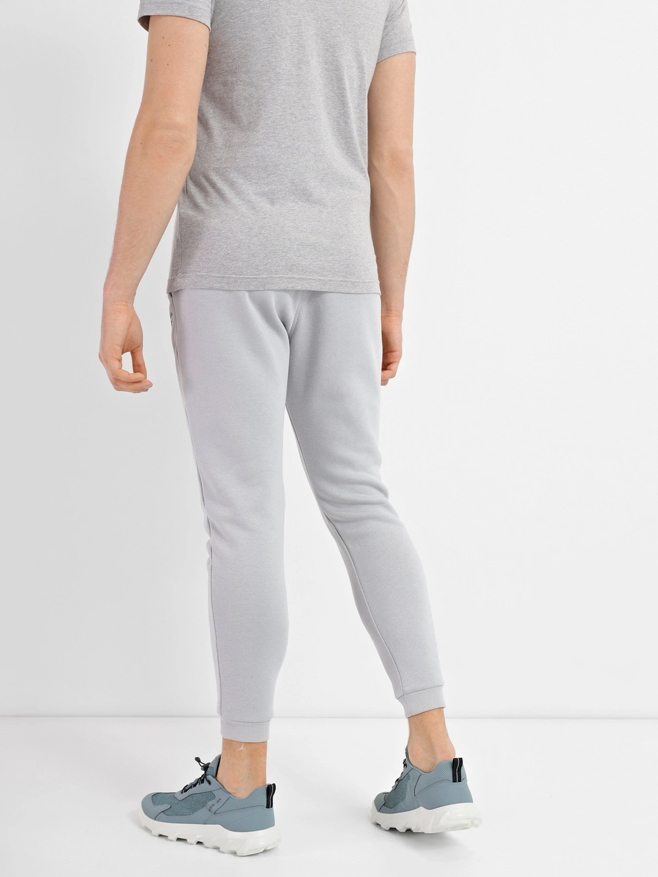 Брюки Reebok RI Left Leg модель HG4457 Брюки Reebok RI Left Leg модель HG4457 Фото