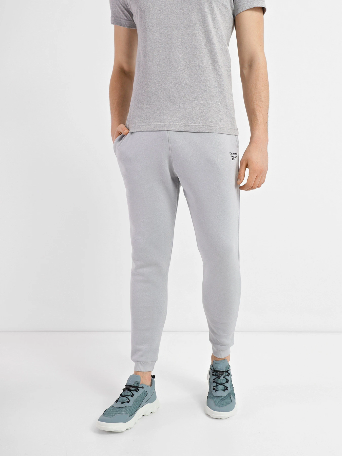 Брюки Reebok RI Left Leg модель HG4457 Брюки Reebok RI Left Leg модель HG4457 Фото
