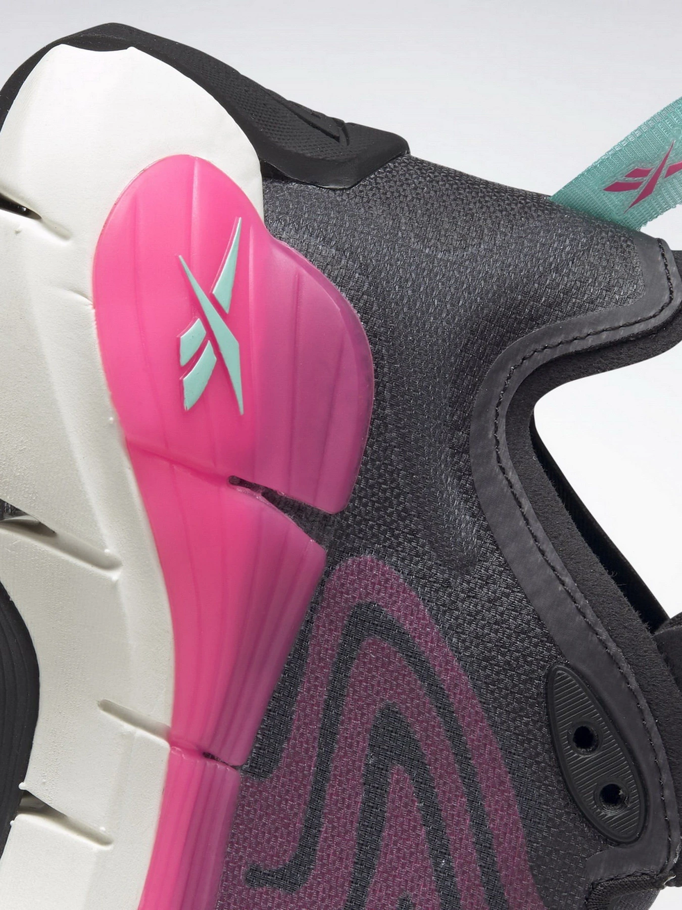 Кросівки Reebok Zig Kinetica II модель H05715 Кросівки Reebok Zig Kinetica II модель H05715 Фото