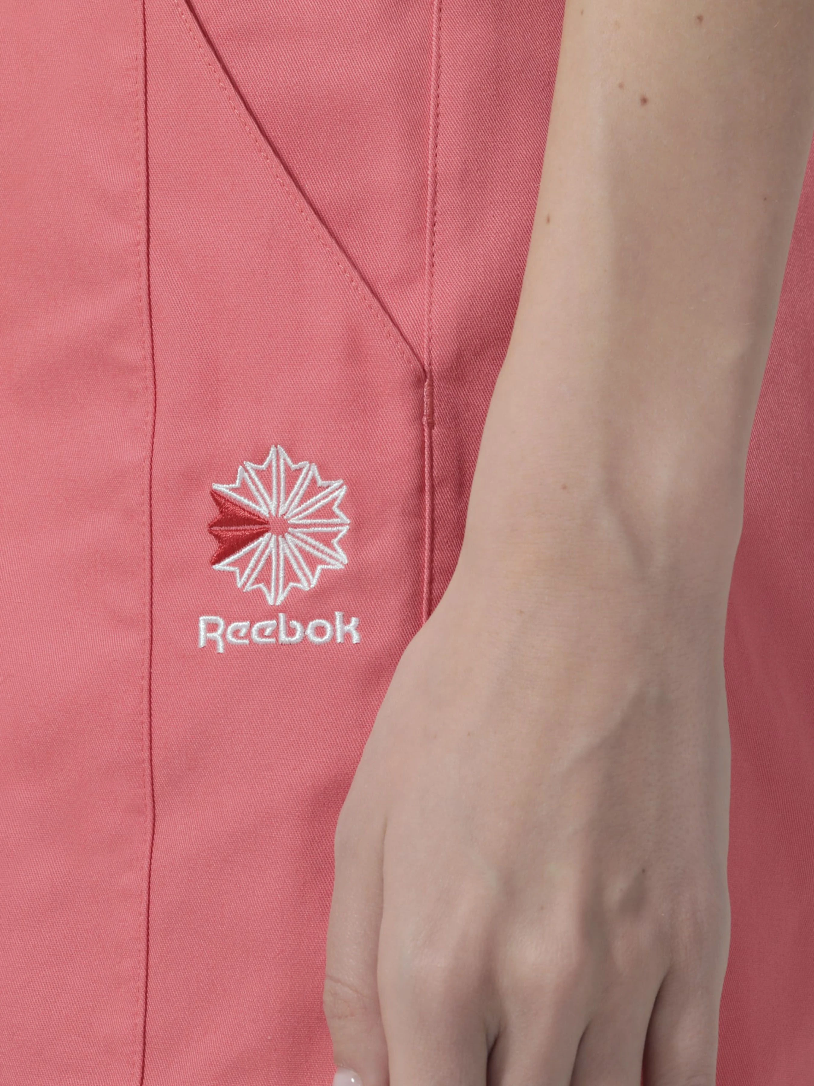 Бавовняні Жіночі Спортивні шорти Reebok Classics фото 3