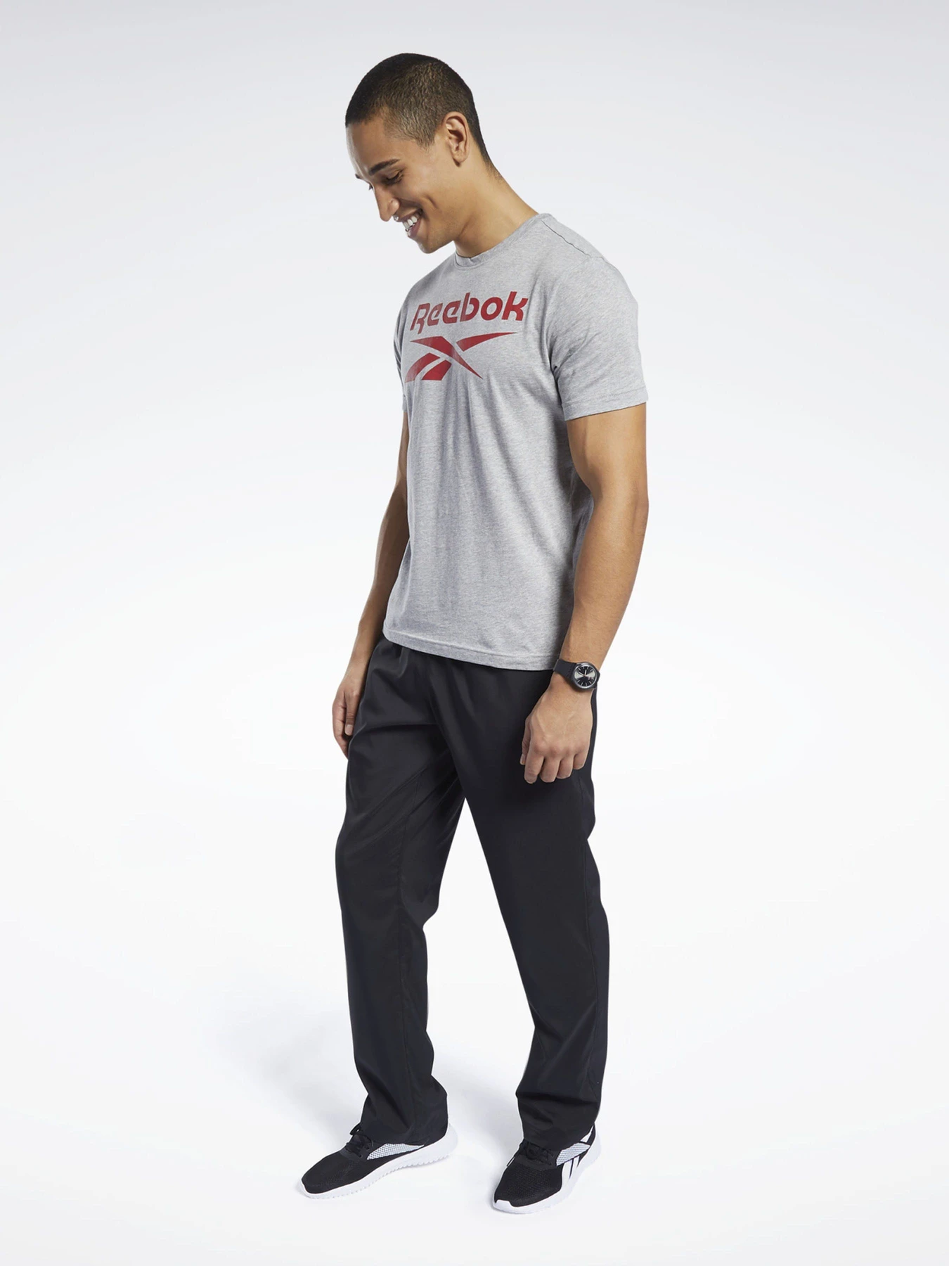 Штани Reebok Essentials модель 0B998 Штани Reebok Essentials модель 0B998 Фото