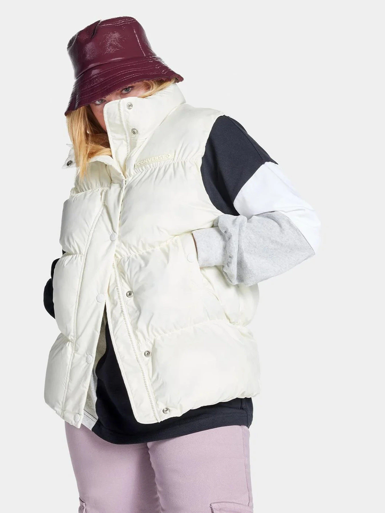 Куртки та дублянки CONVERSE Synthetic Super модель 10025203-286 Куртки та дублянки CONVERSE Synthetic Super модель 10025203-286 Фото