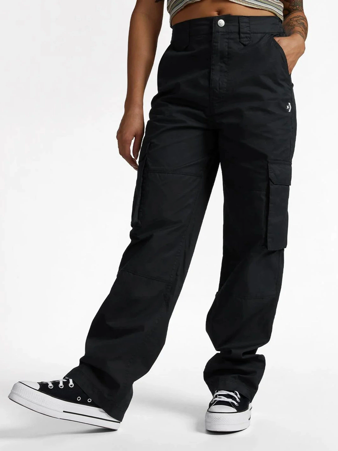 Брюки CONVERSE Relaxed Cargo модель 10025375-001 Брюки CONVERSE Relaxed Cargo модель 10025375-001 Фото