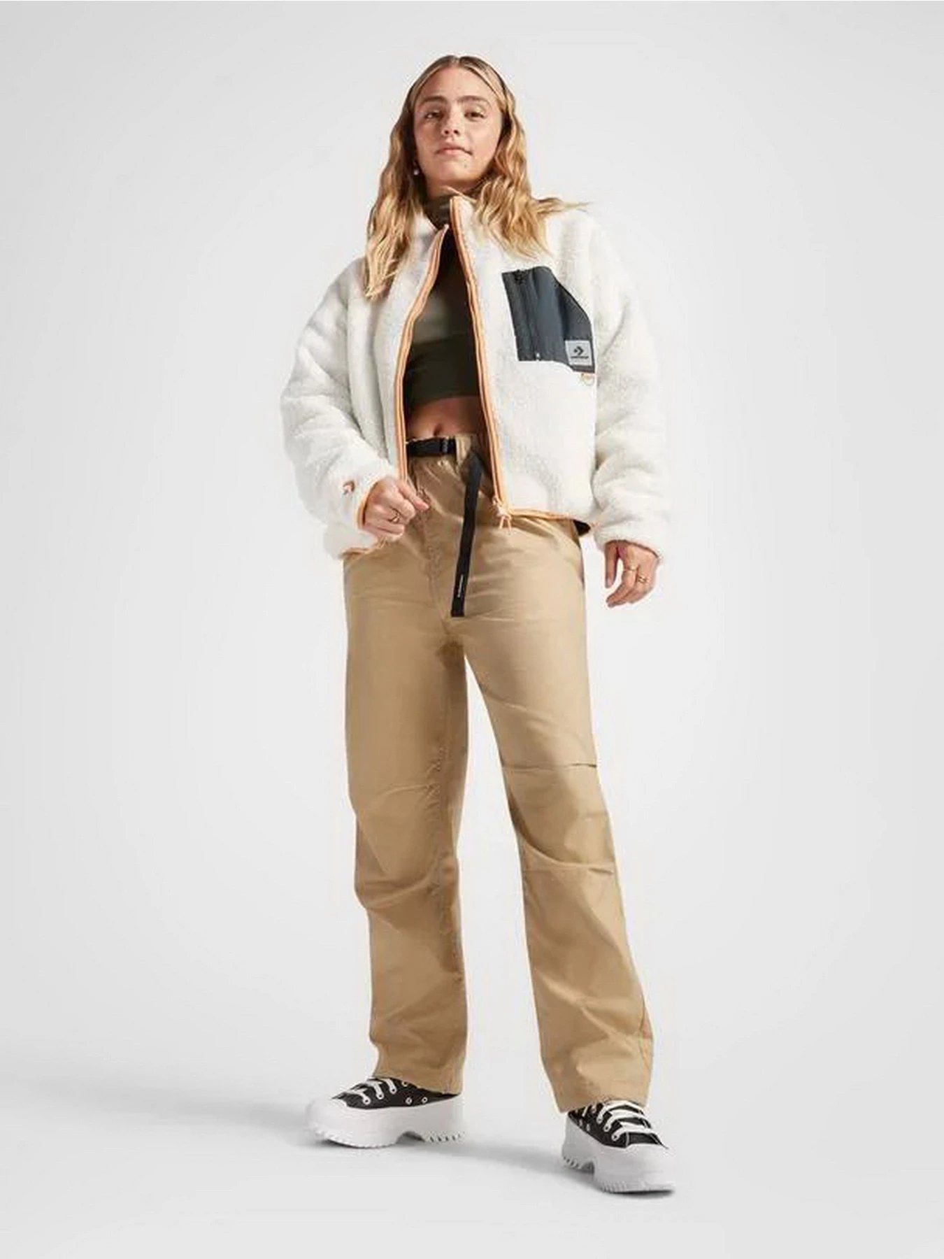 Худи и свитшоты CONVERSE Reversible Sherpa Fz модель 10025705-001 Худи и свитшоты CONVERSE Reversible Sherpa Fz модель 10025705-001 Фото